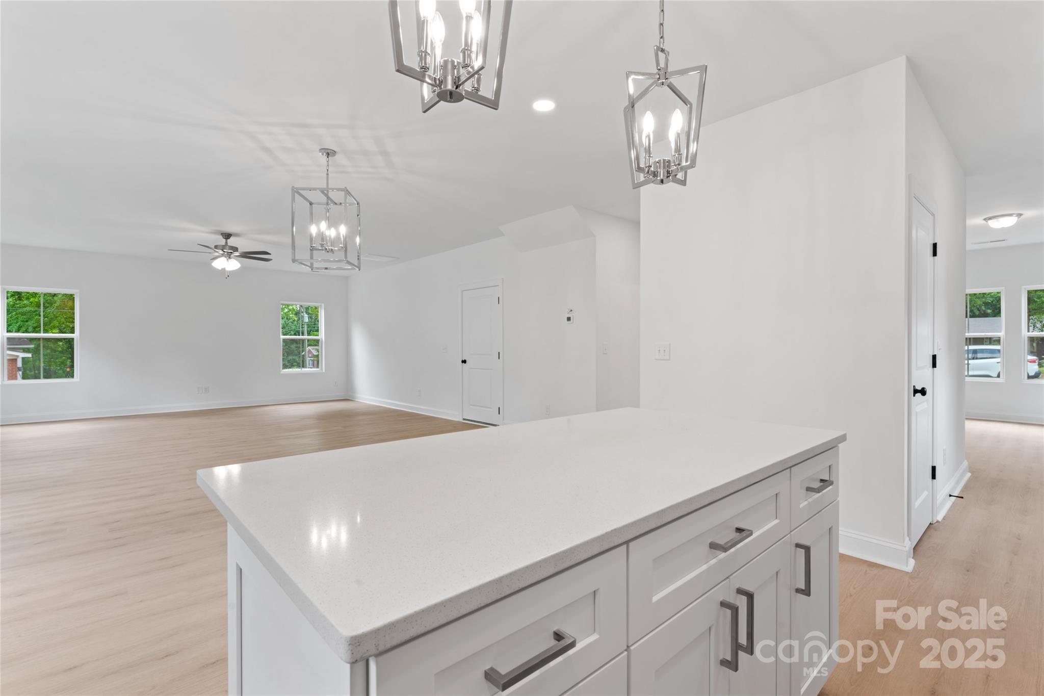 209 Henderson Circle