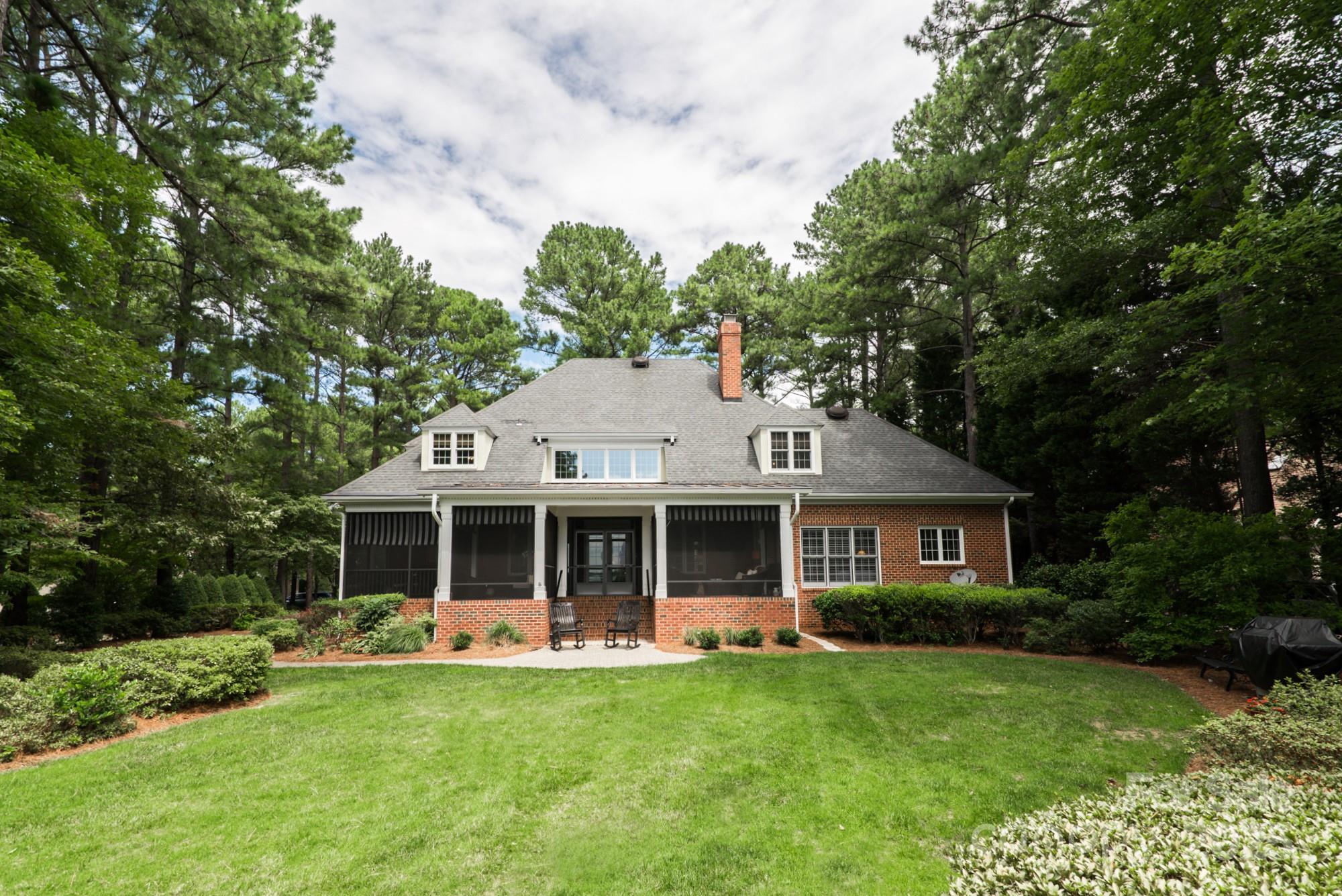 The Peninsula - Residential