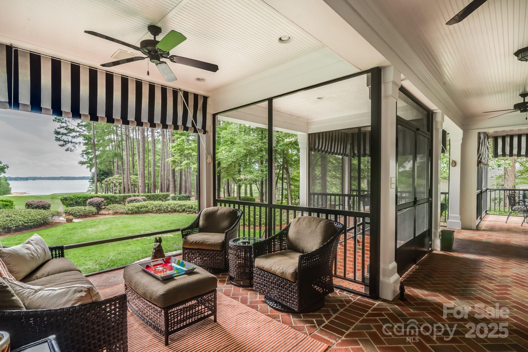 The Peninsula - Residential