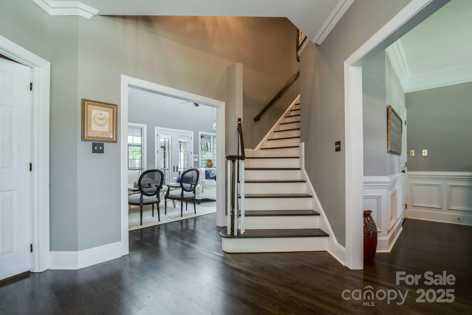 The Peninsula - Residential