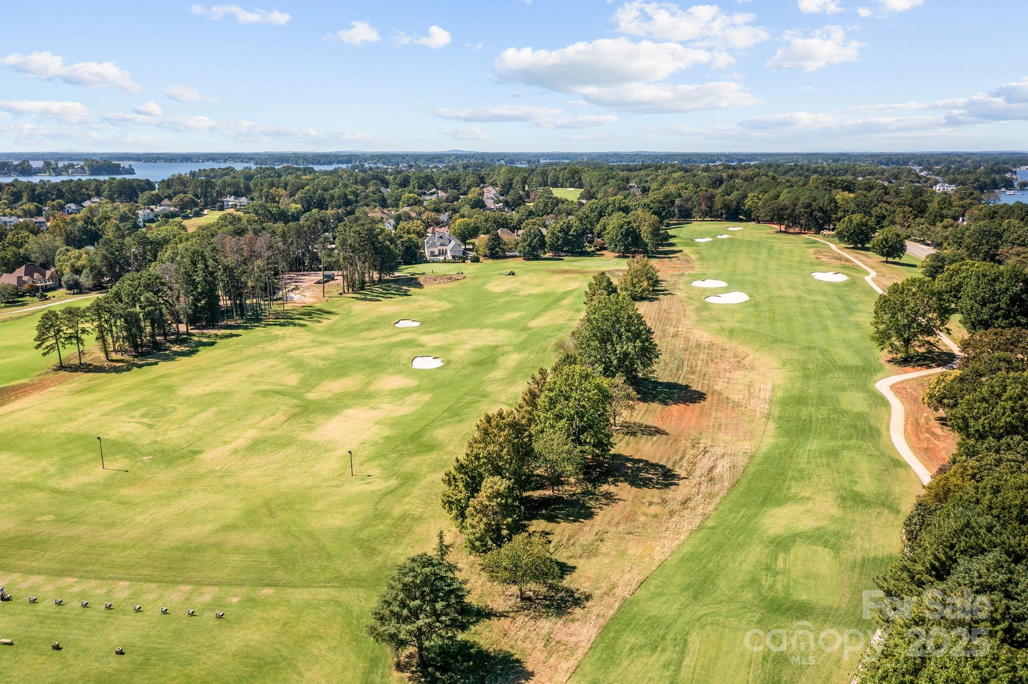 The Peninsula - Residential