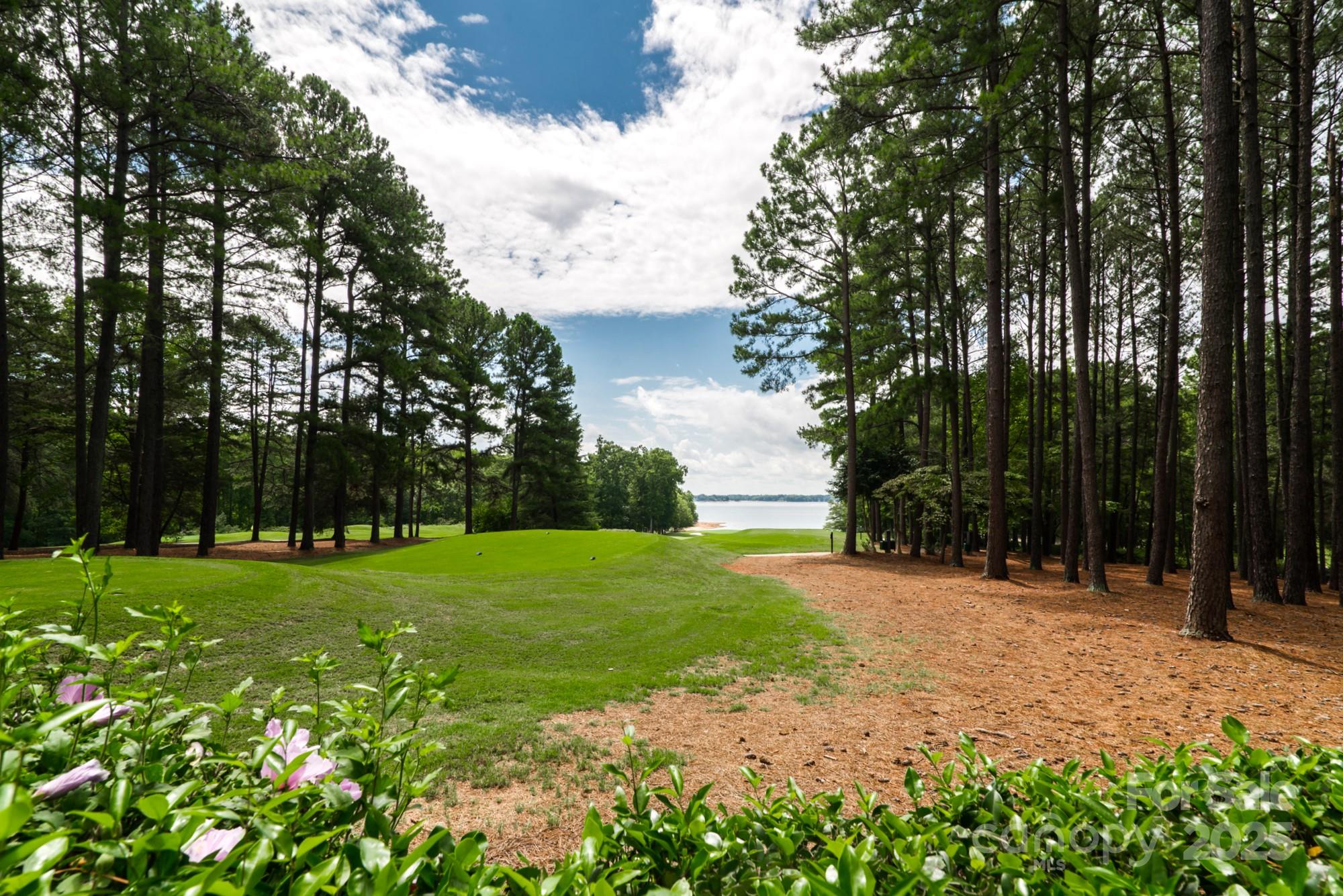 The Peninsula - Residential