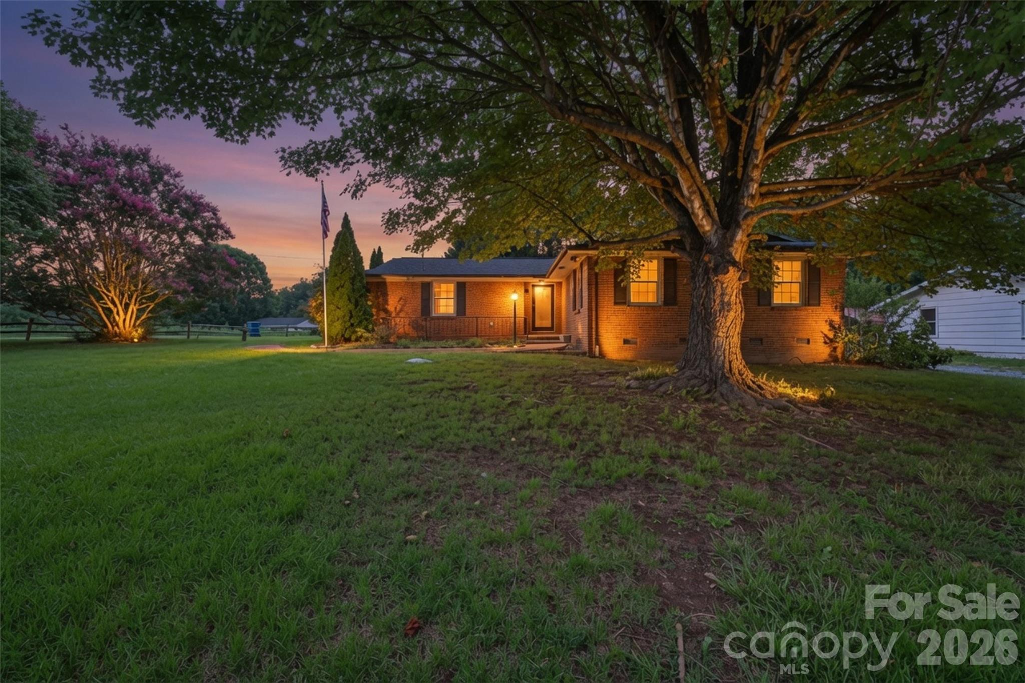 2111 24th Street NE, Hickory, NC, 28601