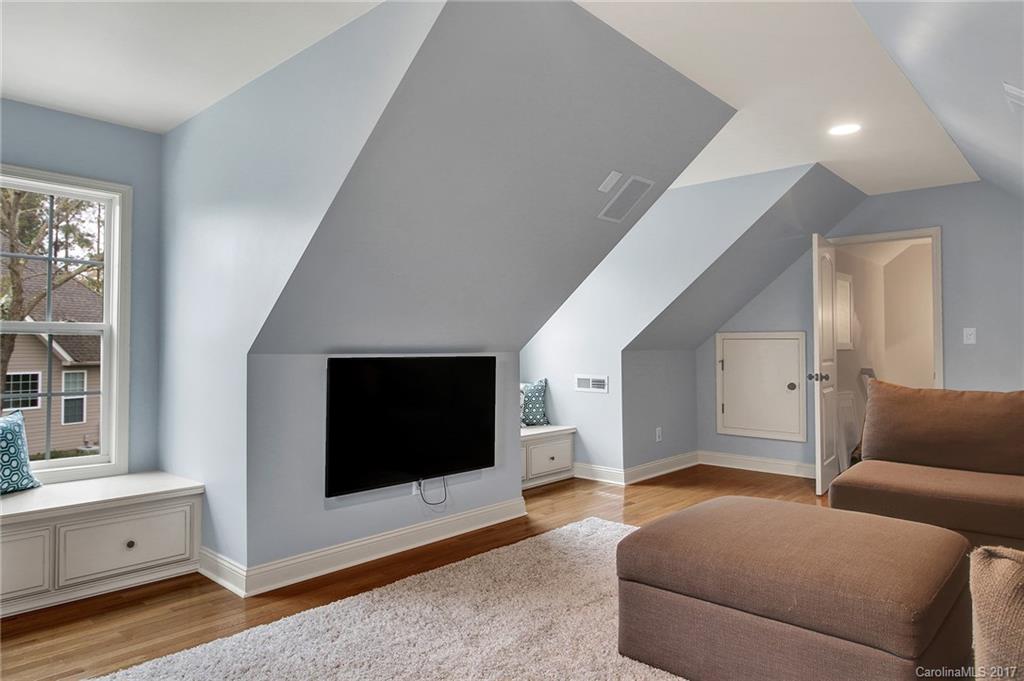 Seven Oaks - Residential