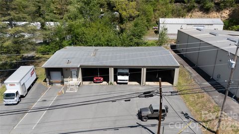 6575 US 19E Highway Spruce Pine NC 28777