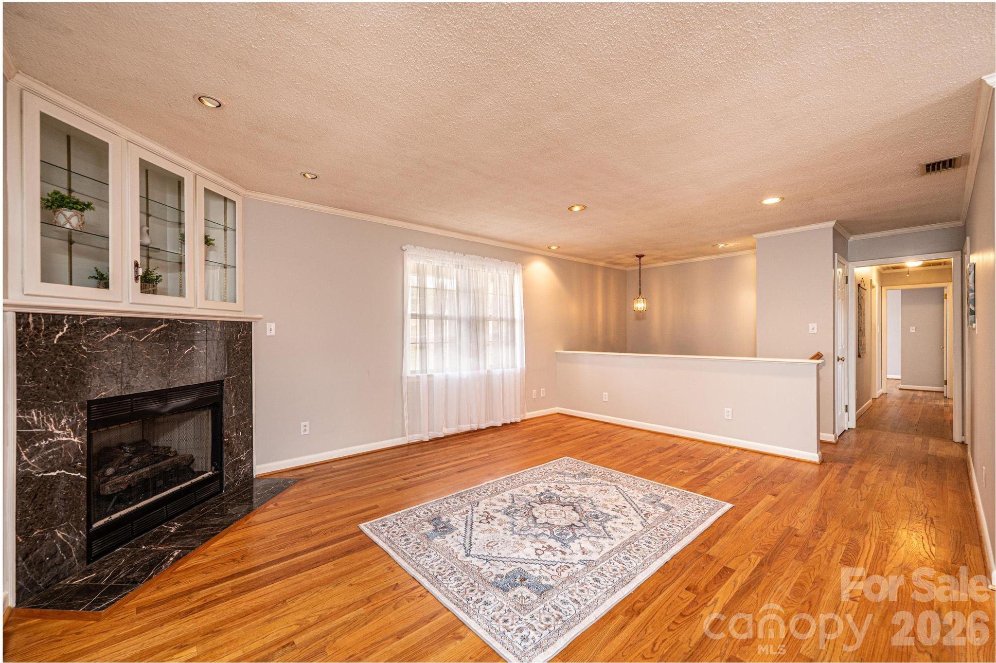 1063 4th Avenue Drive NW