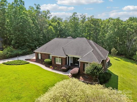 7612 Maple Bluff Lane Concord NC 28025