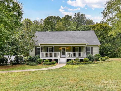 A home in Clover