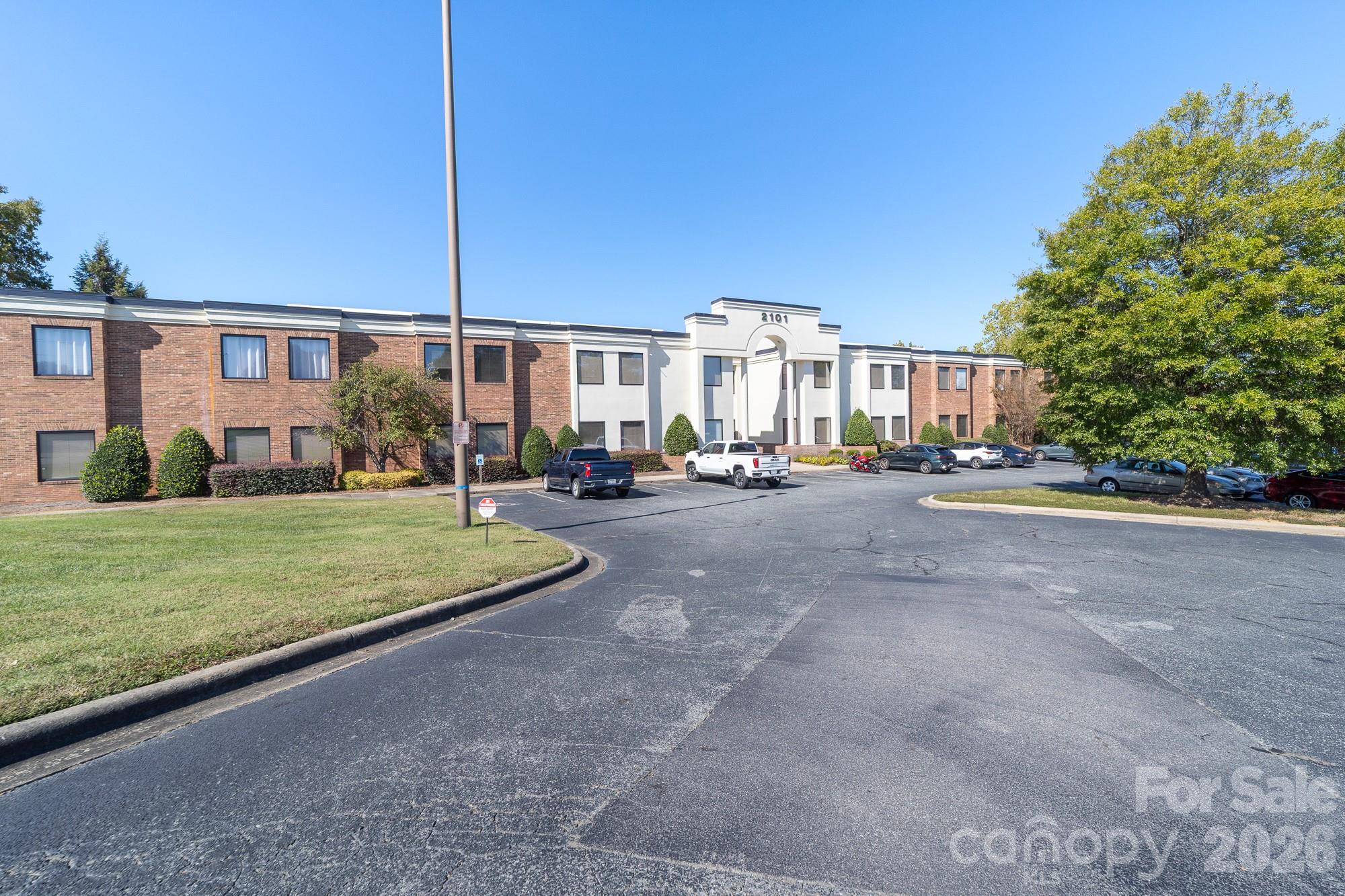 2101 Sardis Road N 103A & 103B