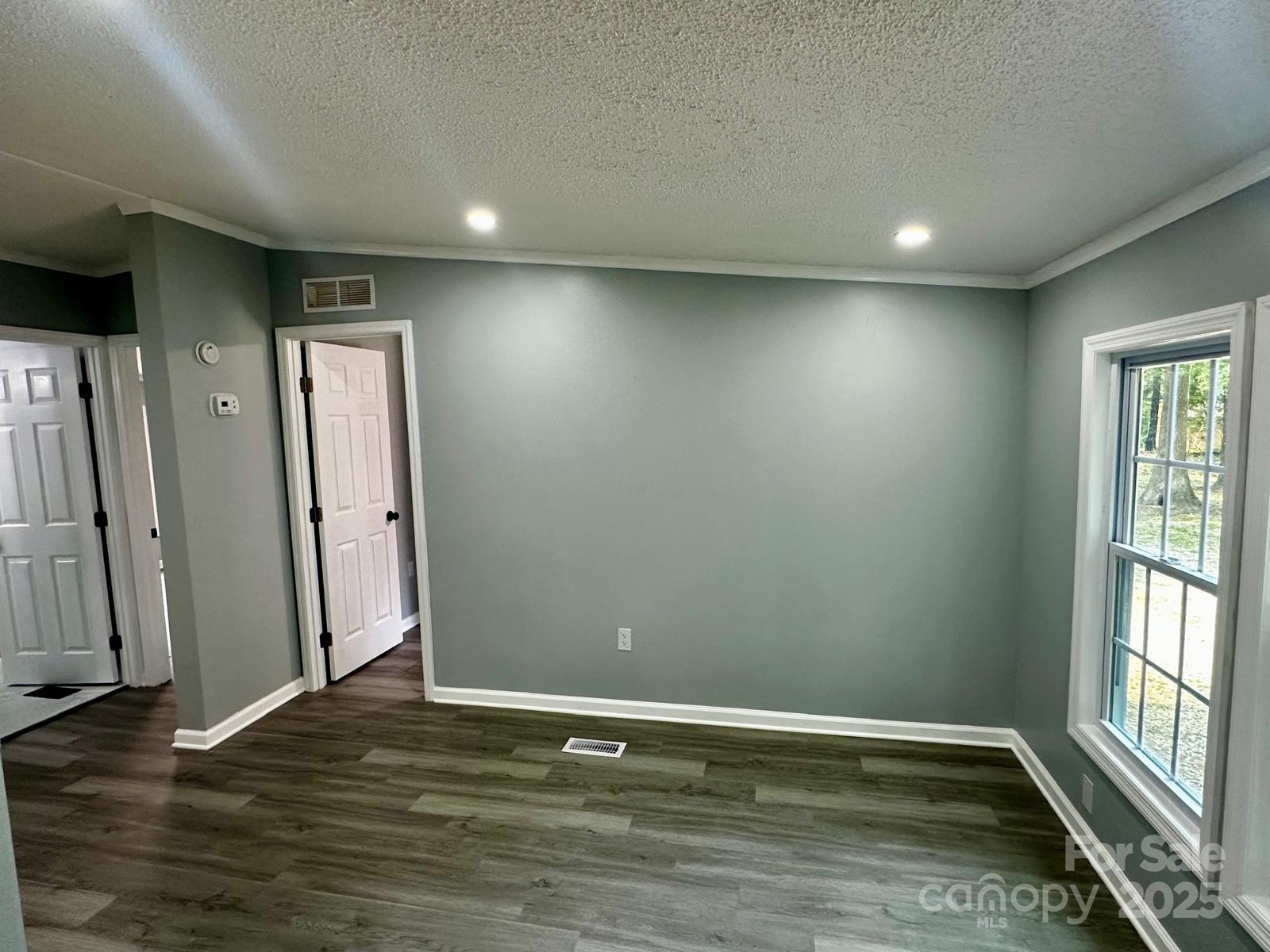 Colonial Estates - Residential