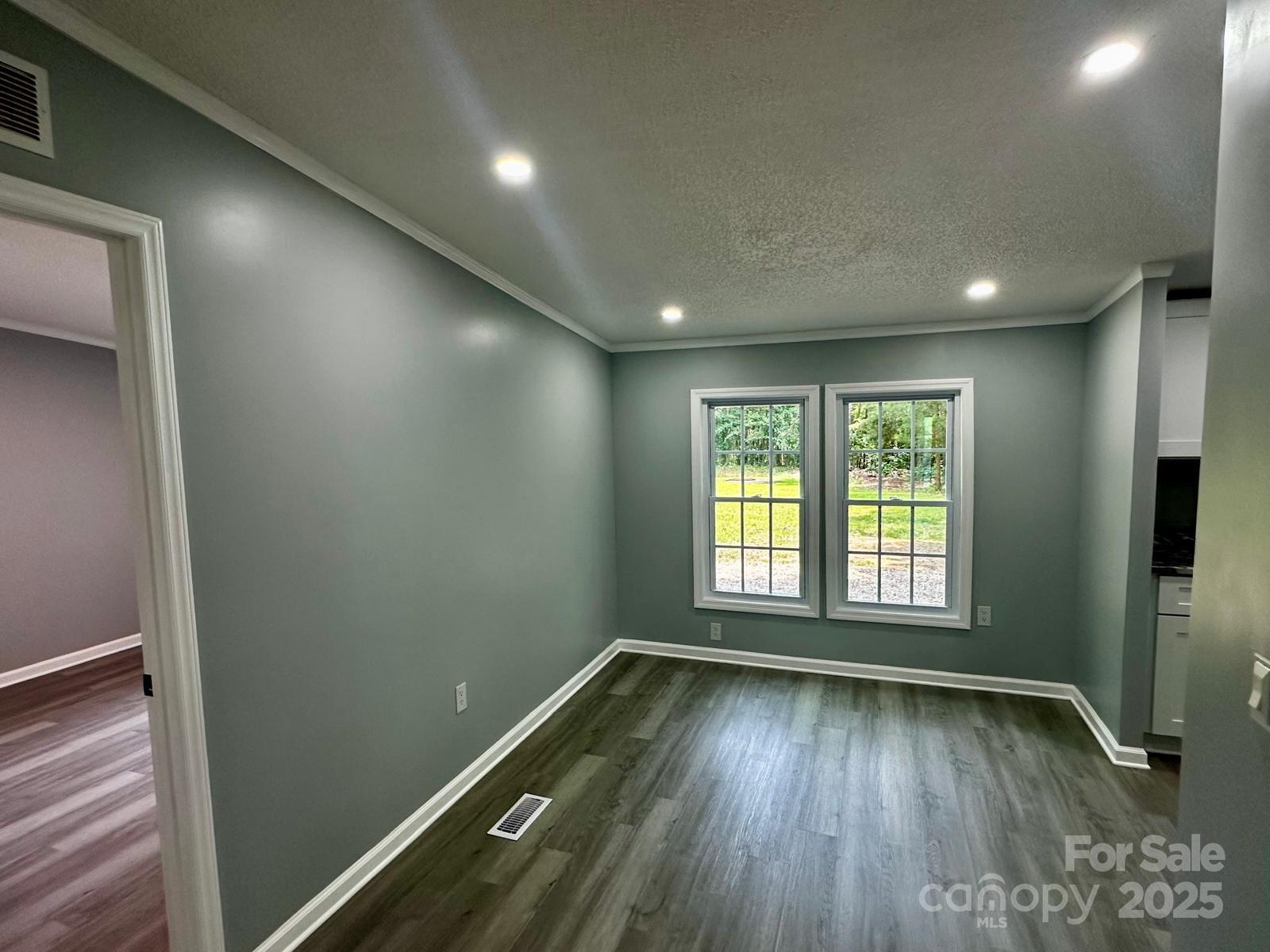 Colonial Estates - Residential