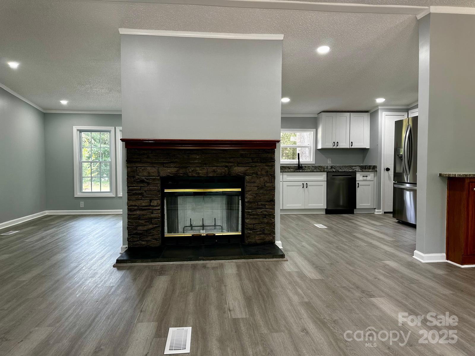 Colonial Estates - Residential