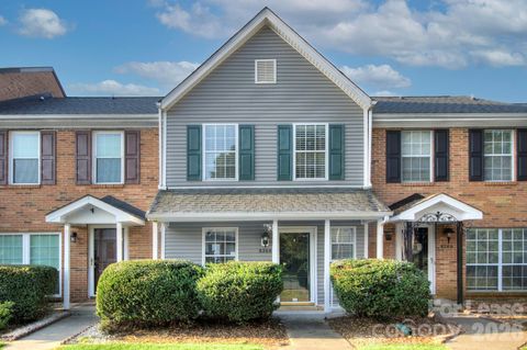Photo of 8268 Golf Ridge Drive, Charlotte, NC 28277 (MLS # 4383855)