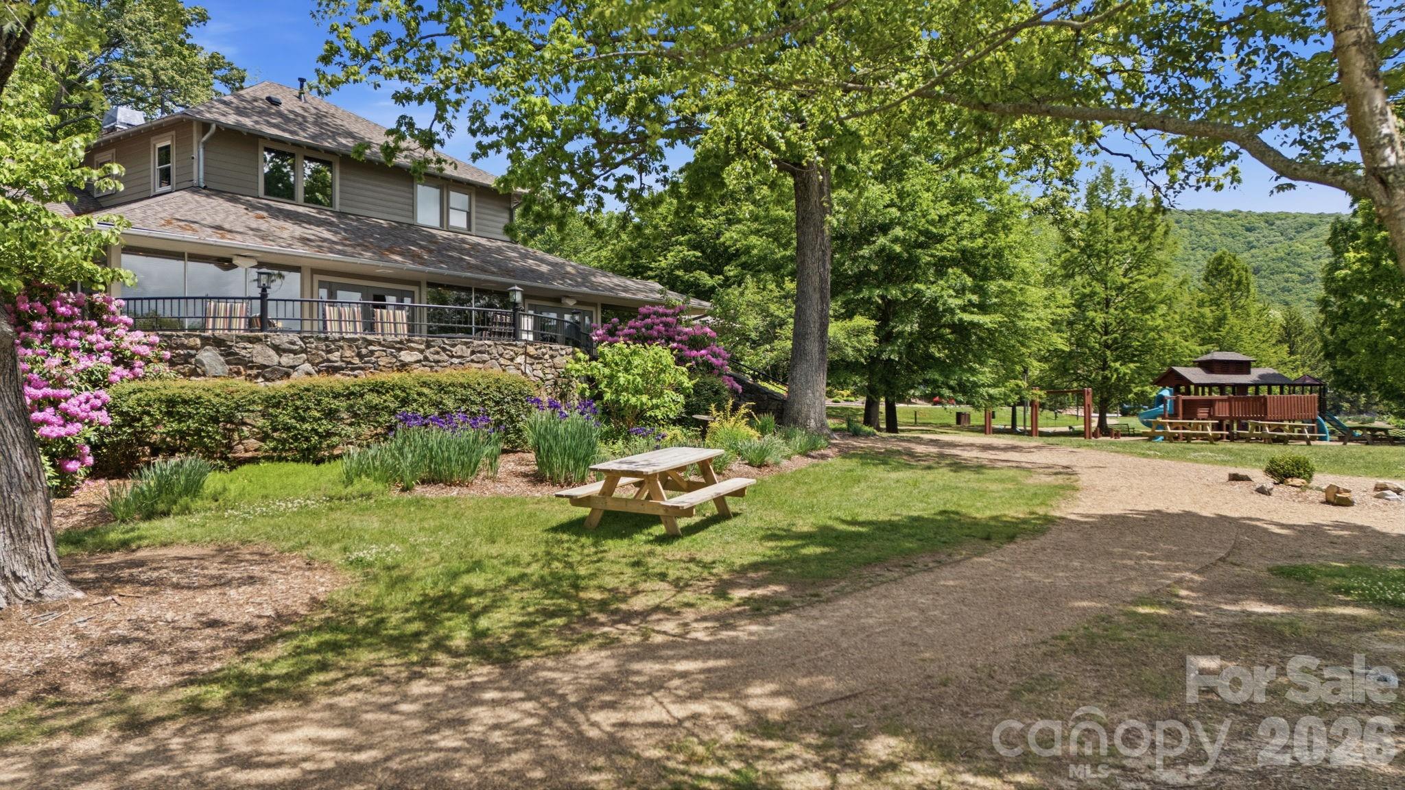 Biltmore Lake - Residential