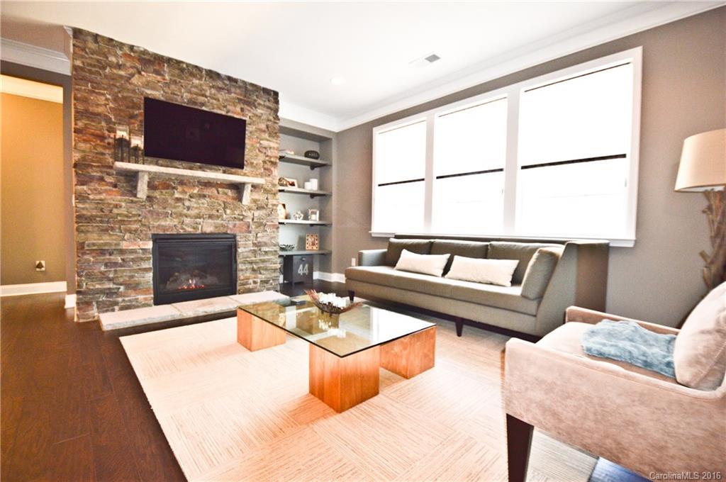 Lake Ridge - Residential