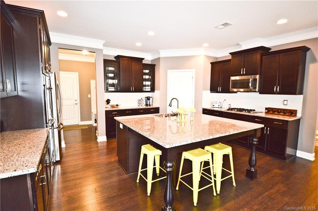 Lake Ridge - Residential