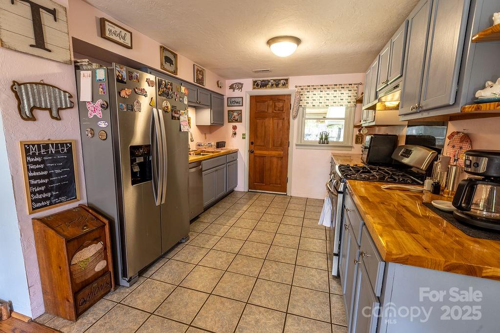 111 Cloverdale Drive