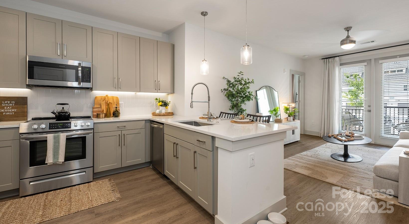 Charlotte, North Carolina 28278, United States, 1 Bedroom Bedrooms, ,1 BathroomBathrooms,Residential,Active,168207