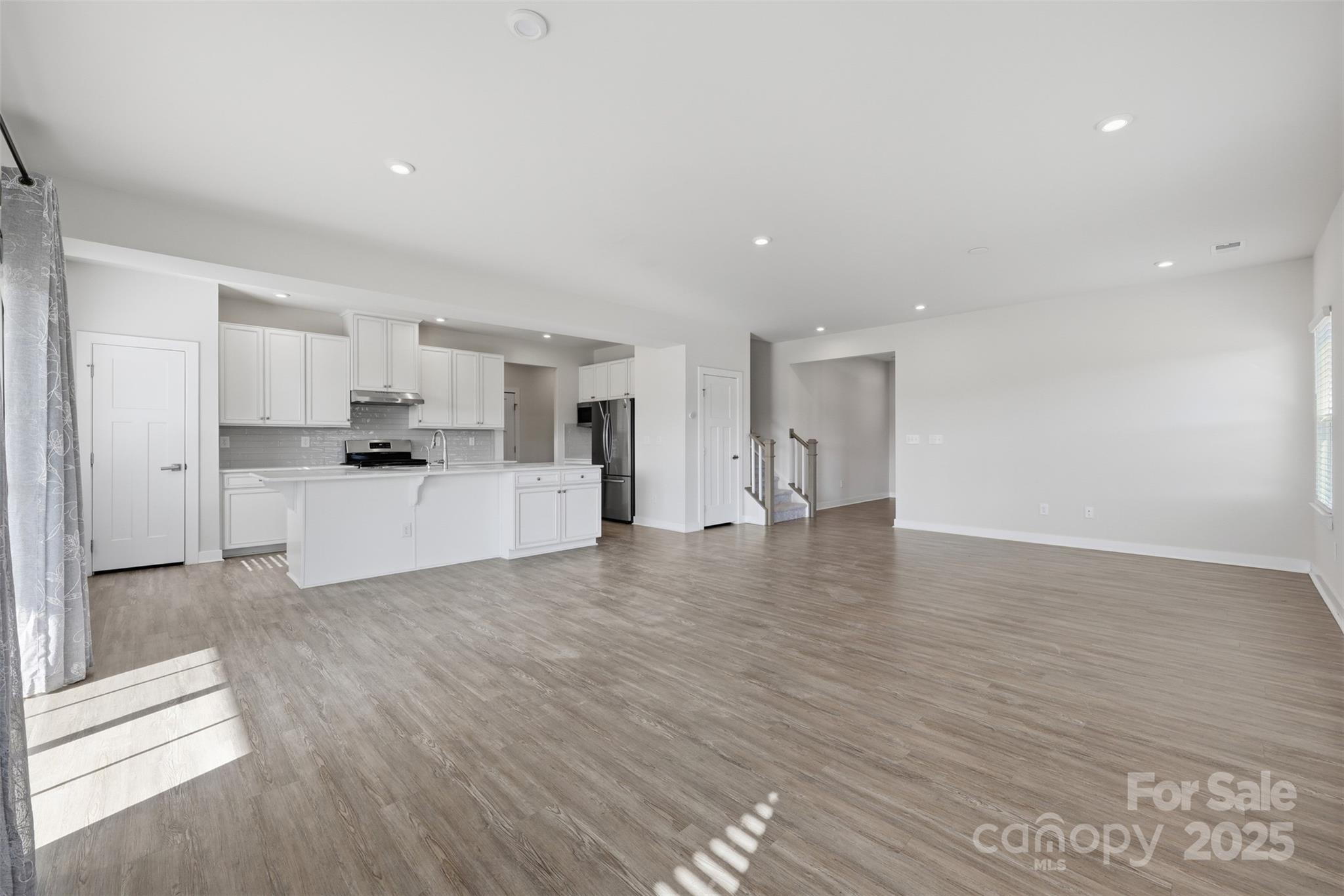 Holcomb Woods - Residential