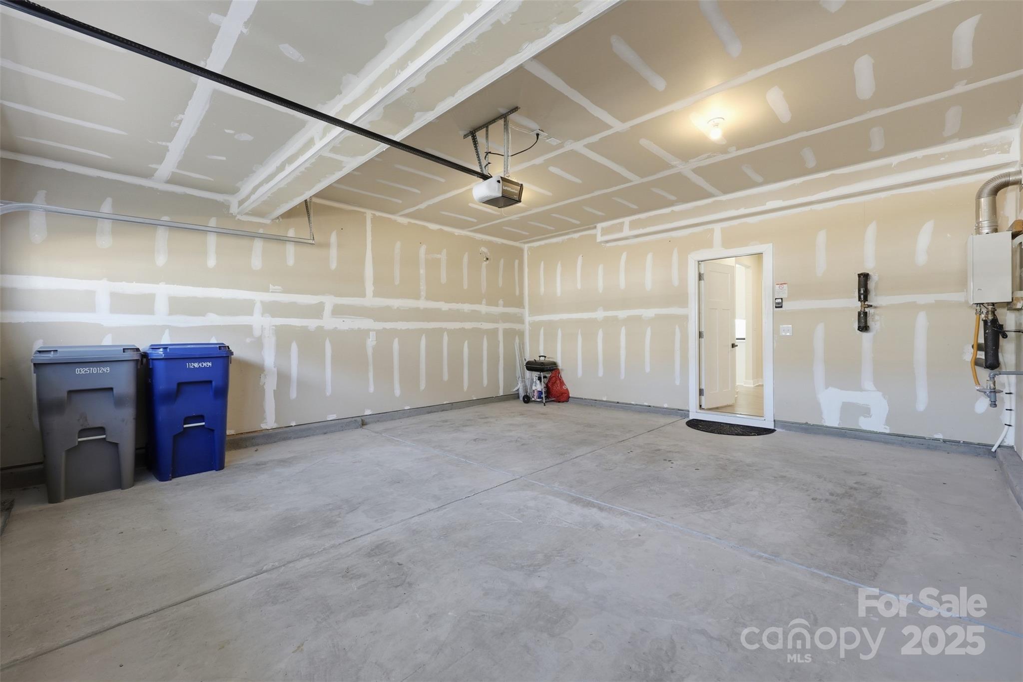 Holcomb Woods - Residential