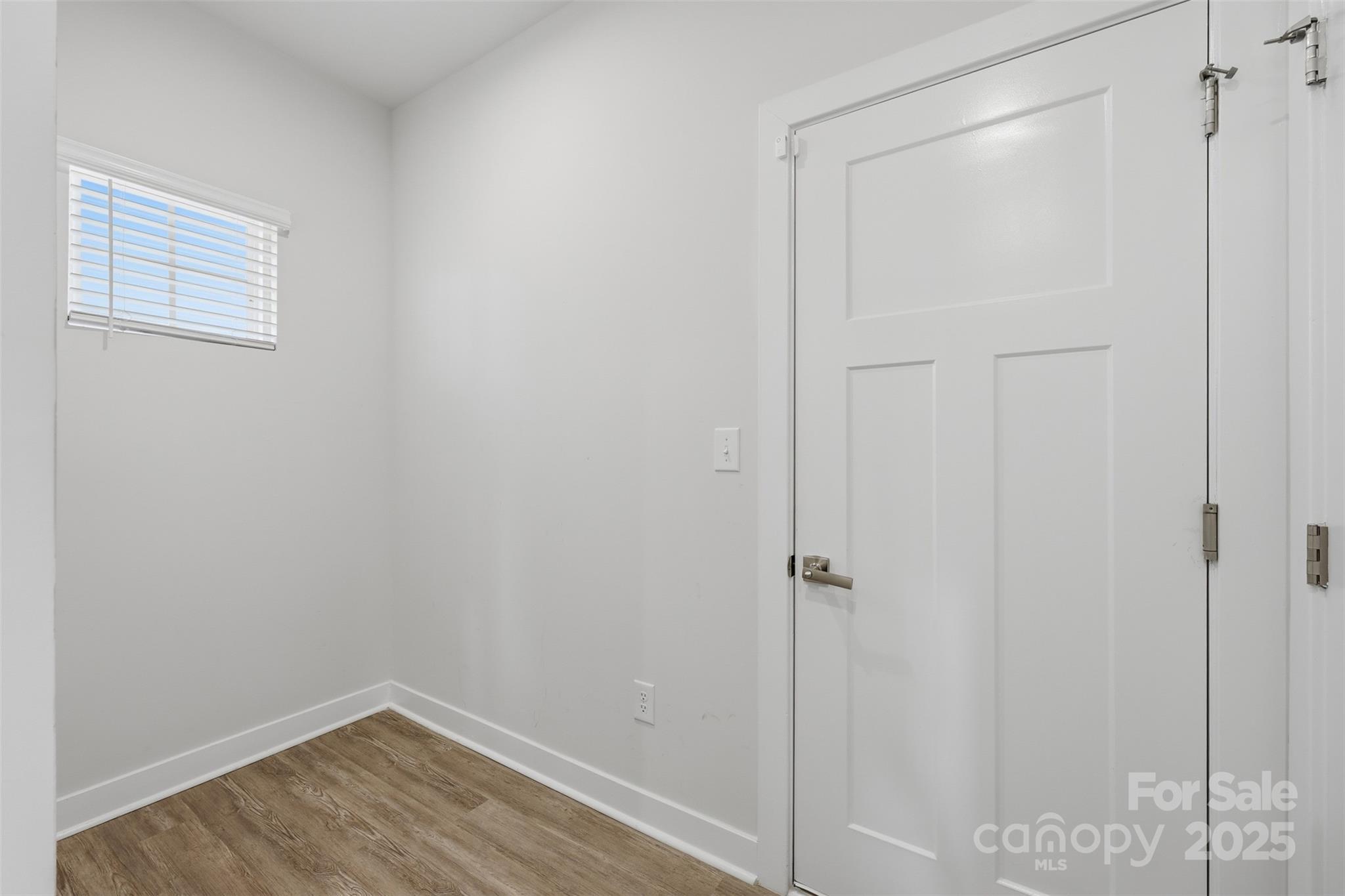 Holcomb Woods - Residential