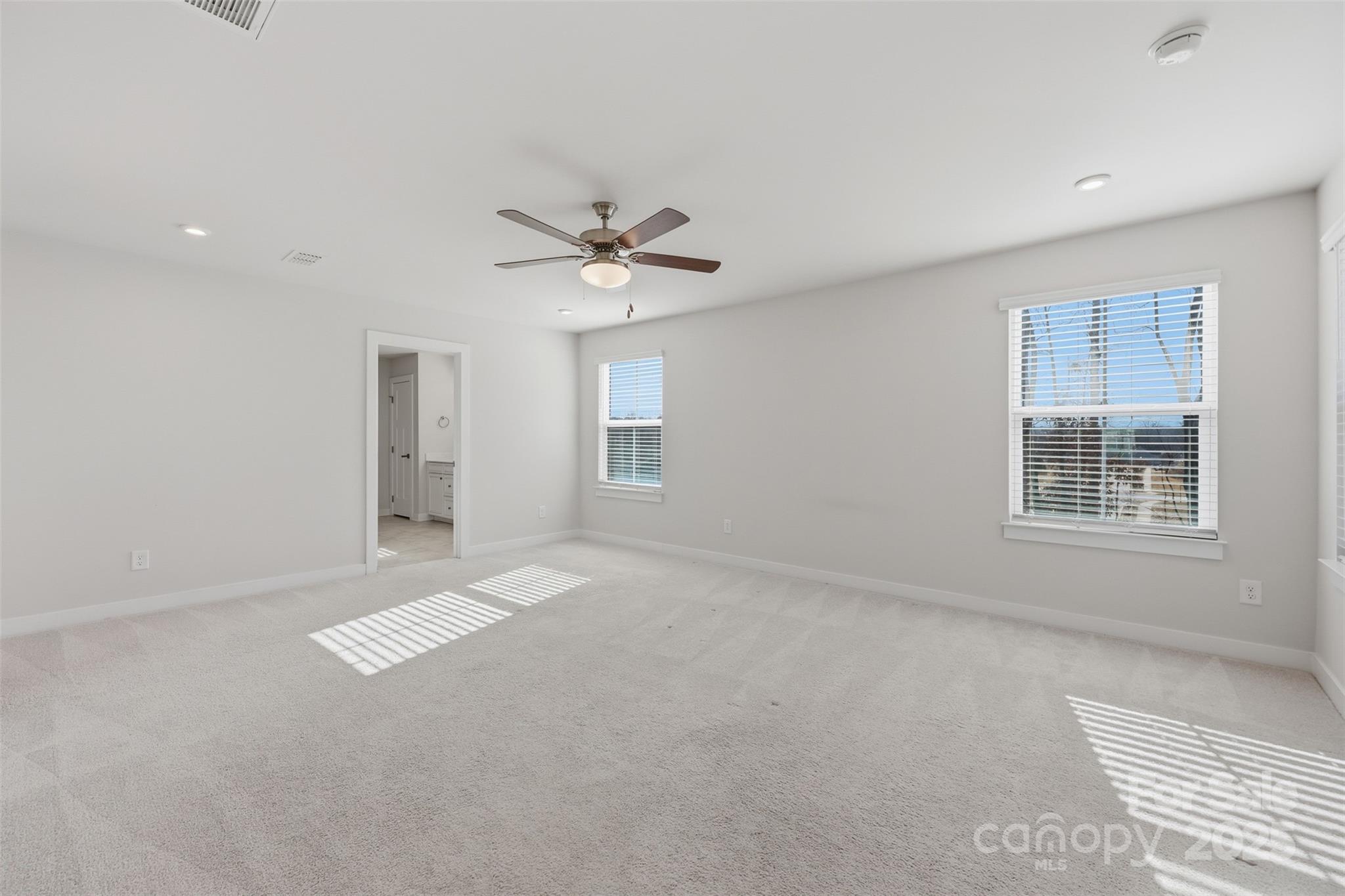 Holcomb Woods - Residential