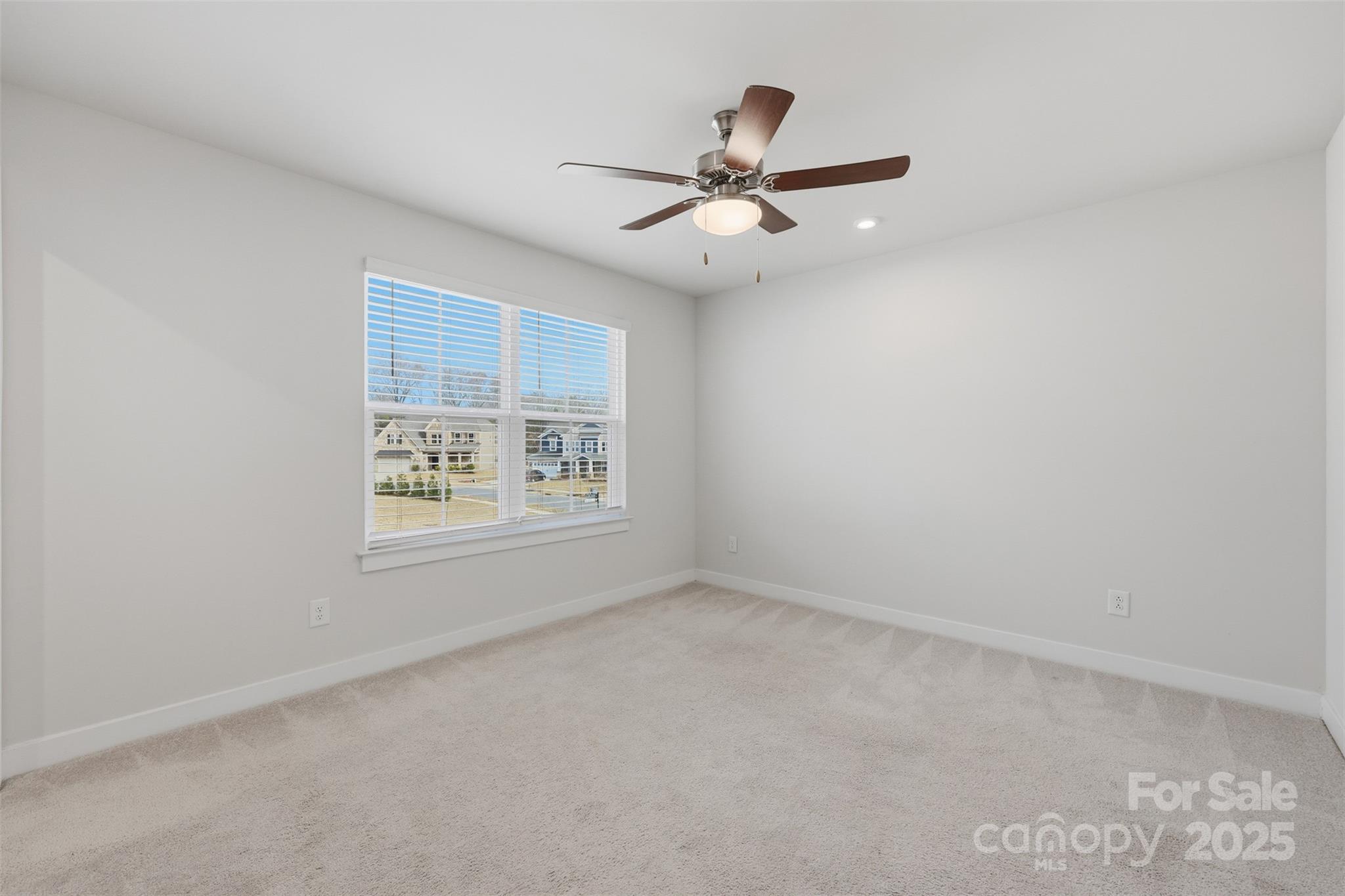 Holcomb Woods - Residential