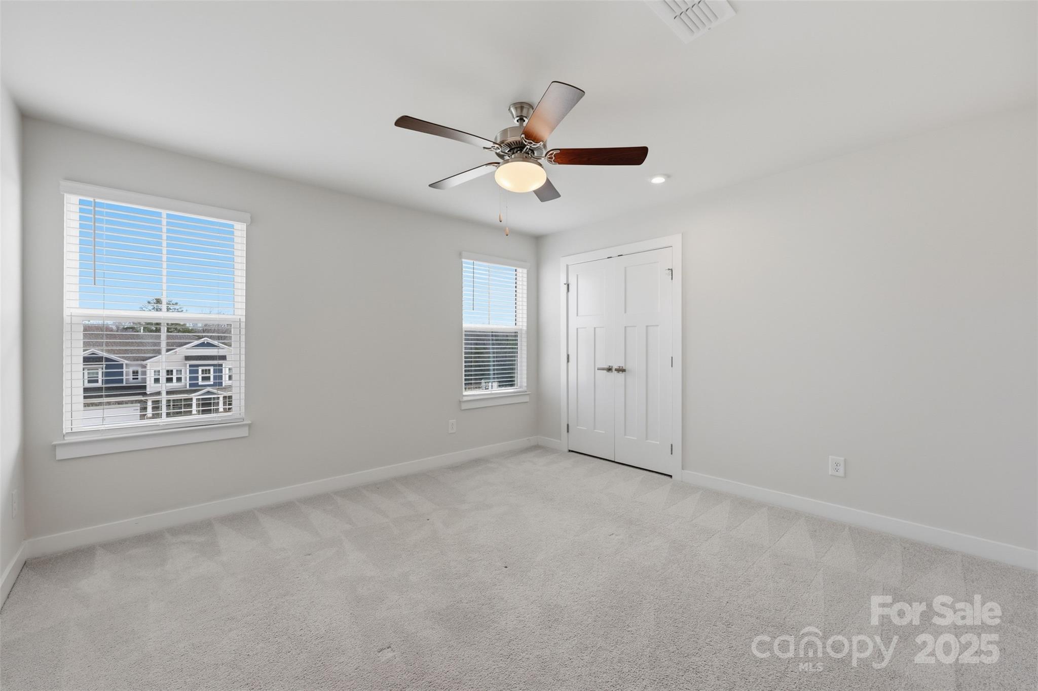 Holcomb Woods - Residential