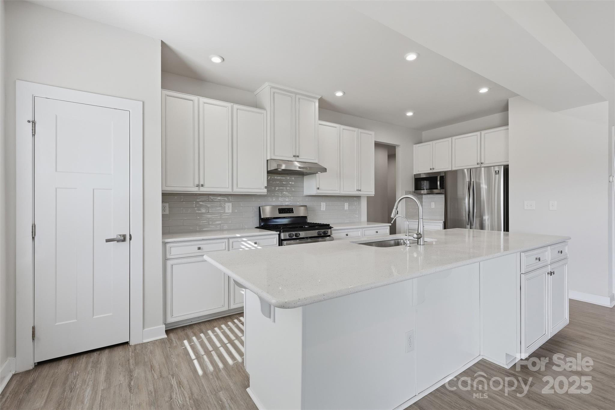 Holcomb Woods - Residential