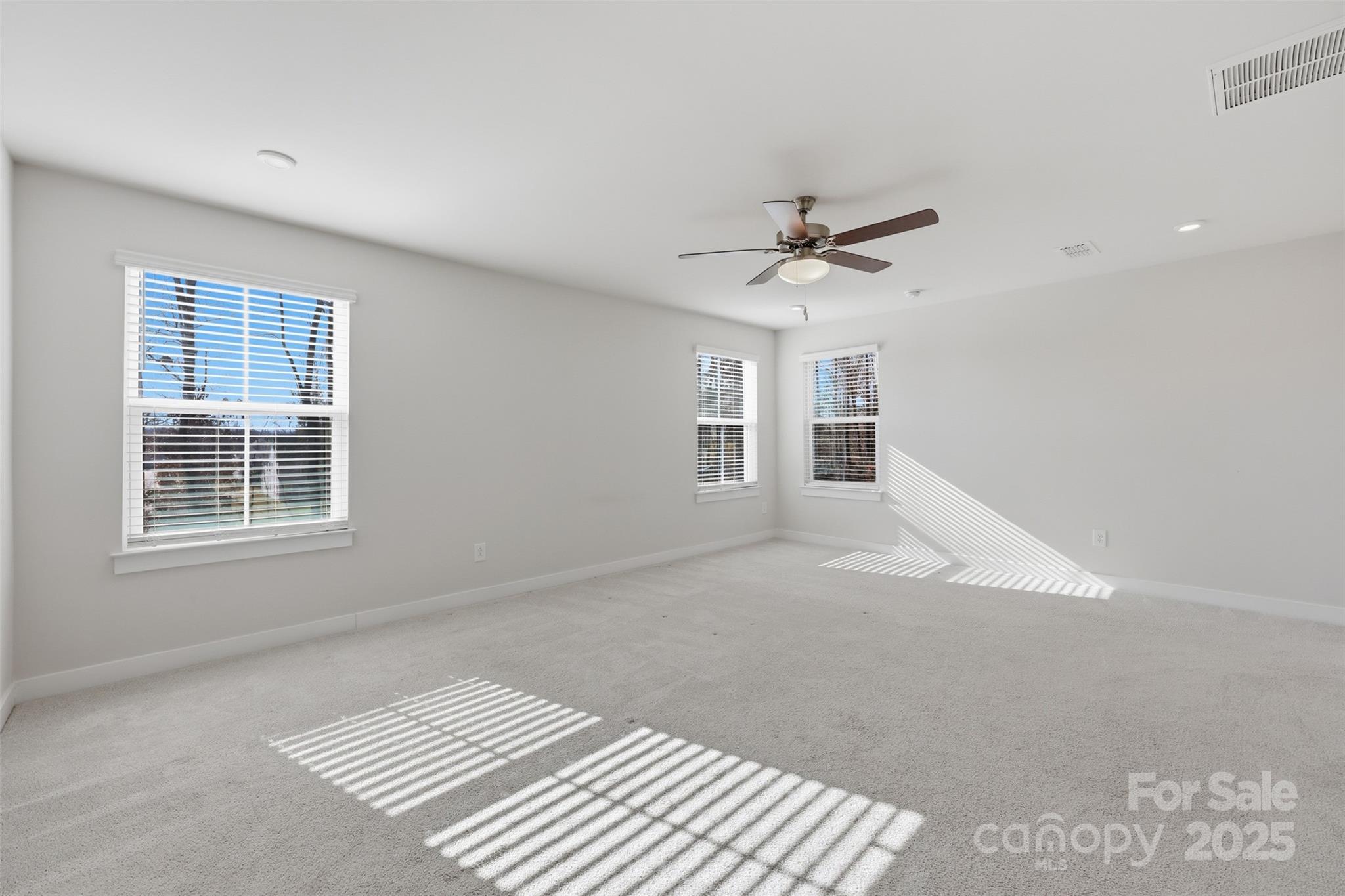 Holcomb Woods - Residential