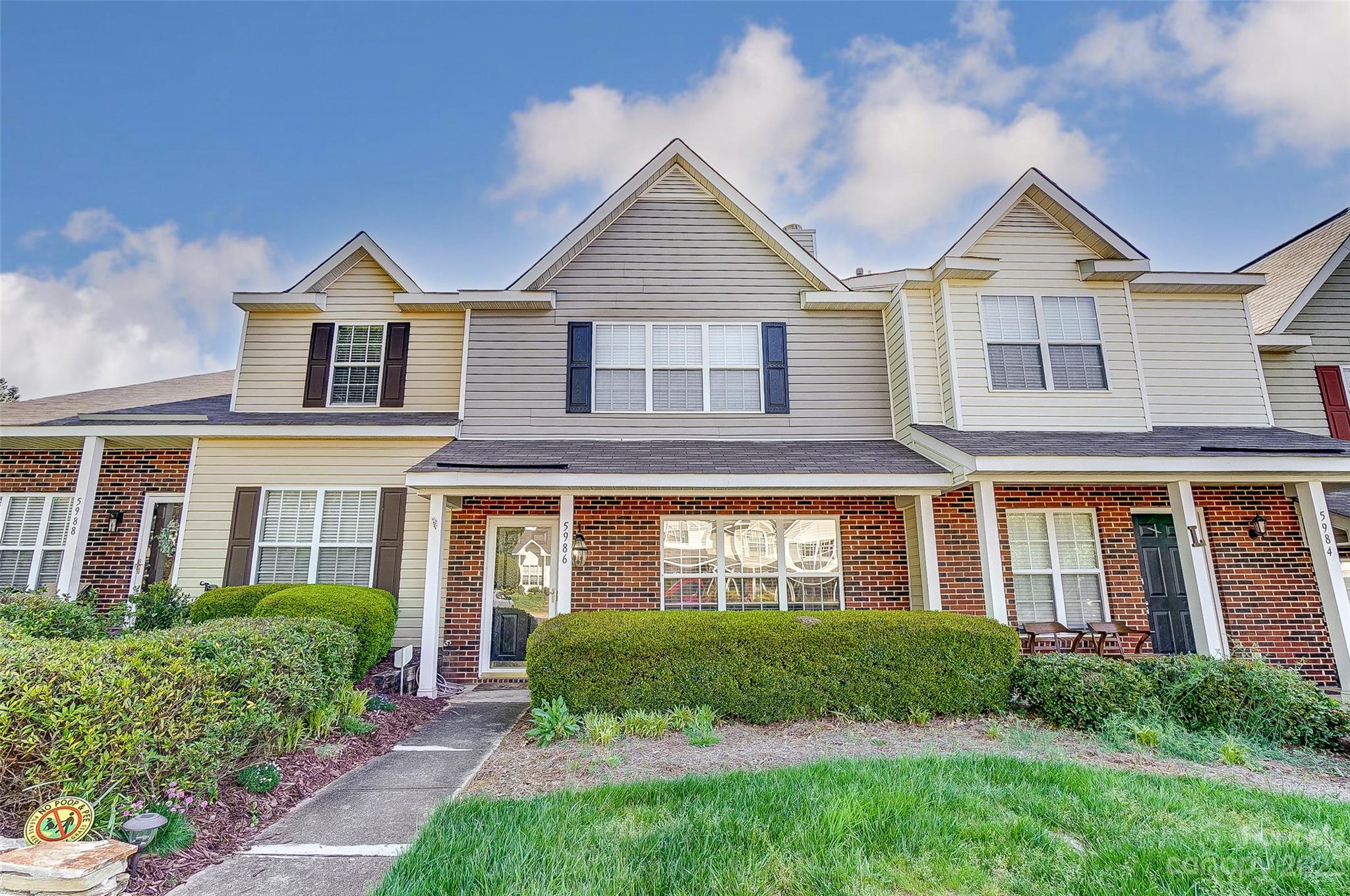 Huntington Ridge - Residential