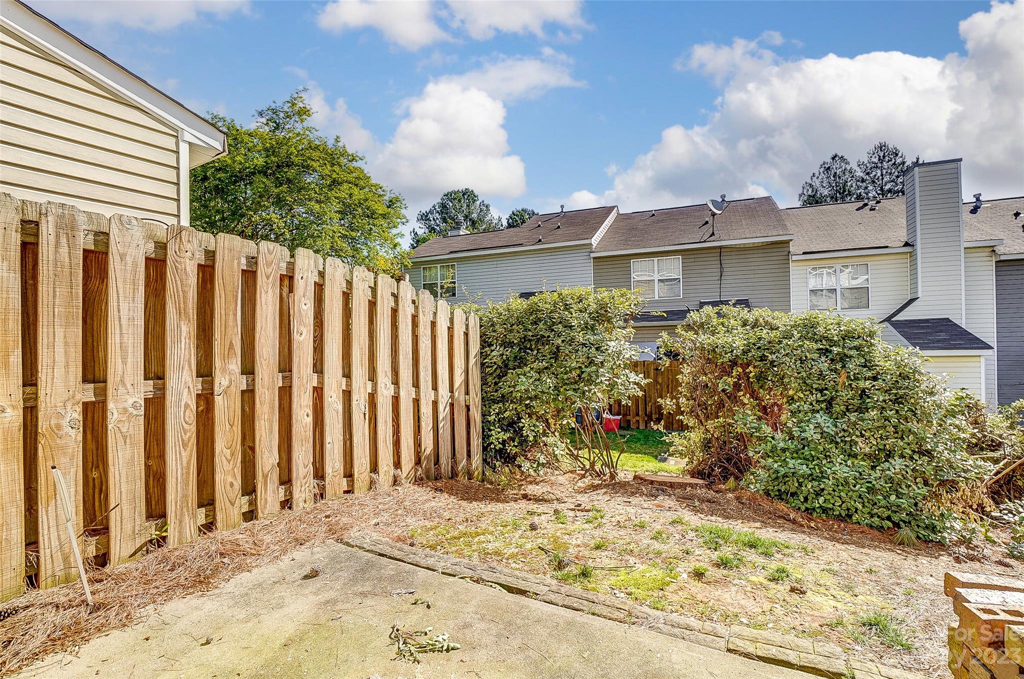 Huntington Ridge - Residential