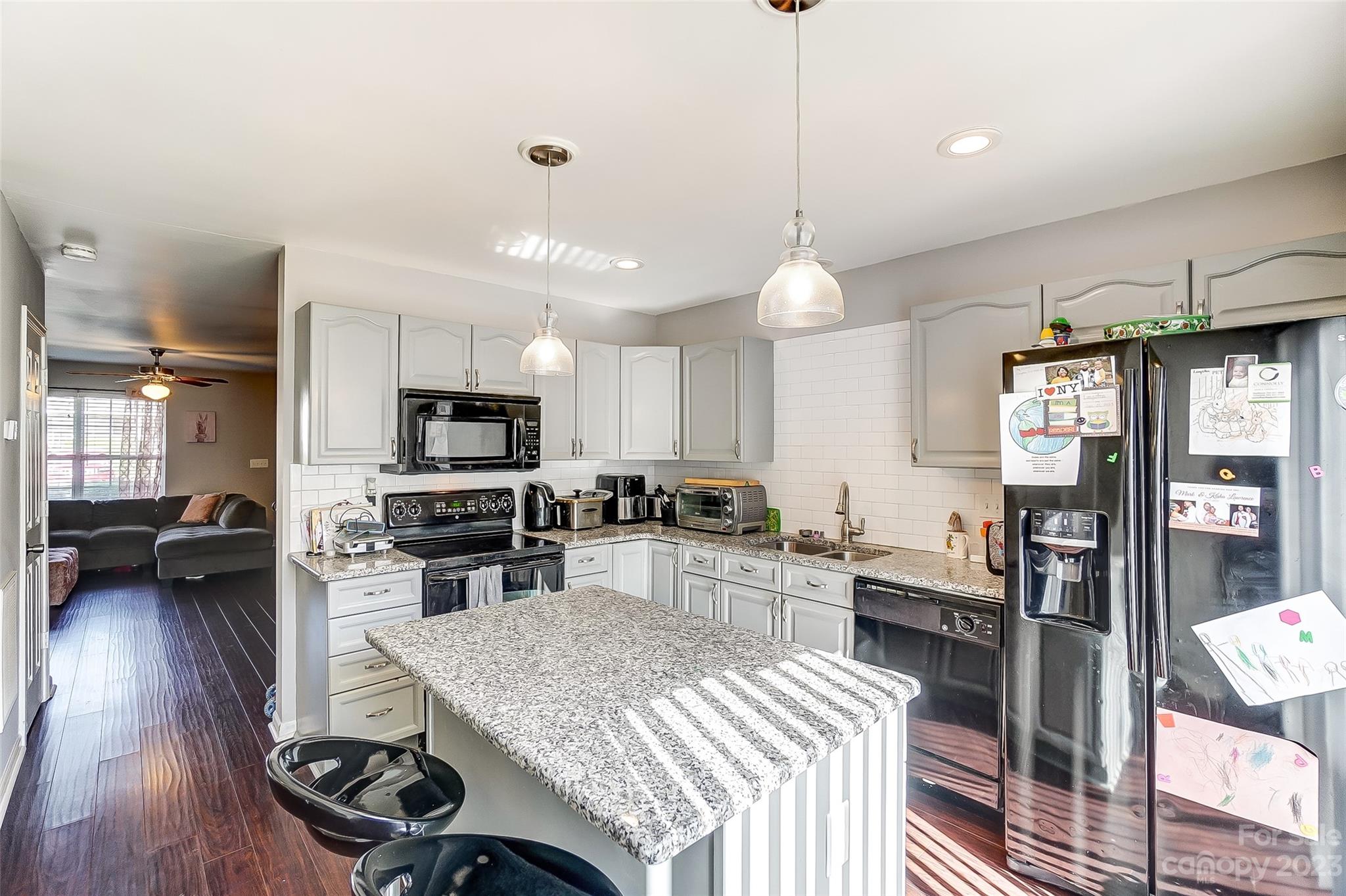 Huntington Ridge - Residential