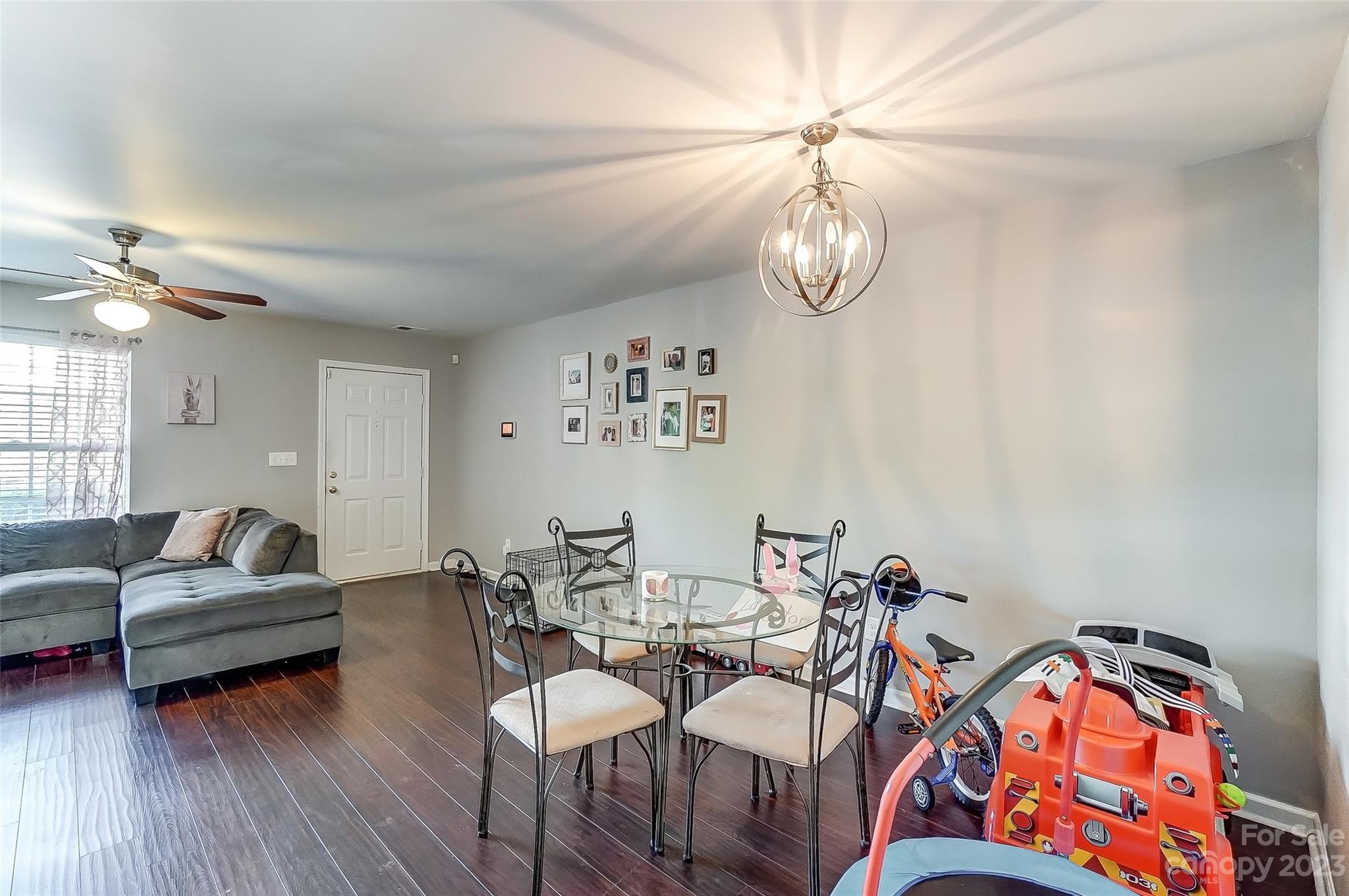 Huntington Ridge - Residential