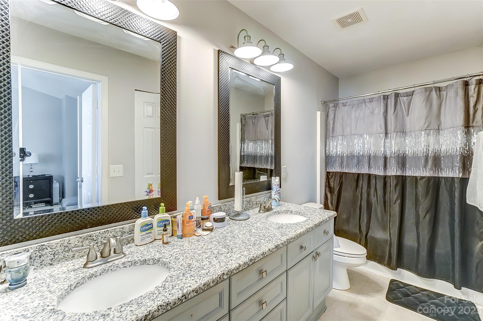 Huntington Ridge - Residential