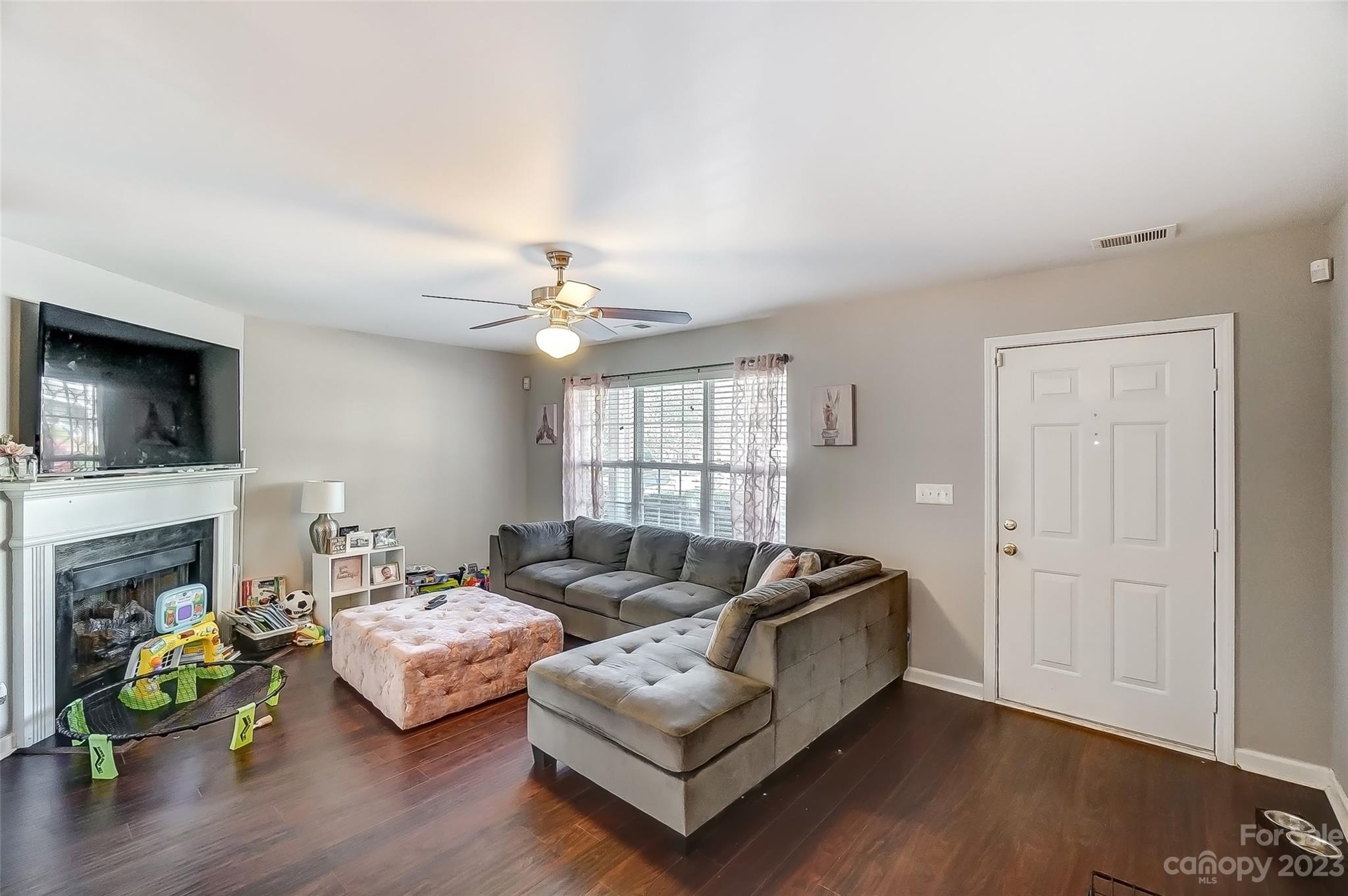 Huntington Ridge - Residential