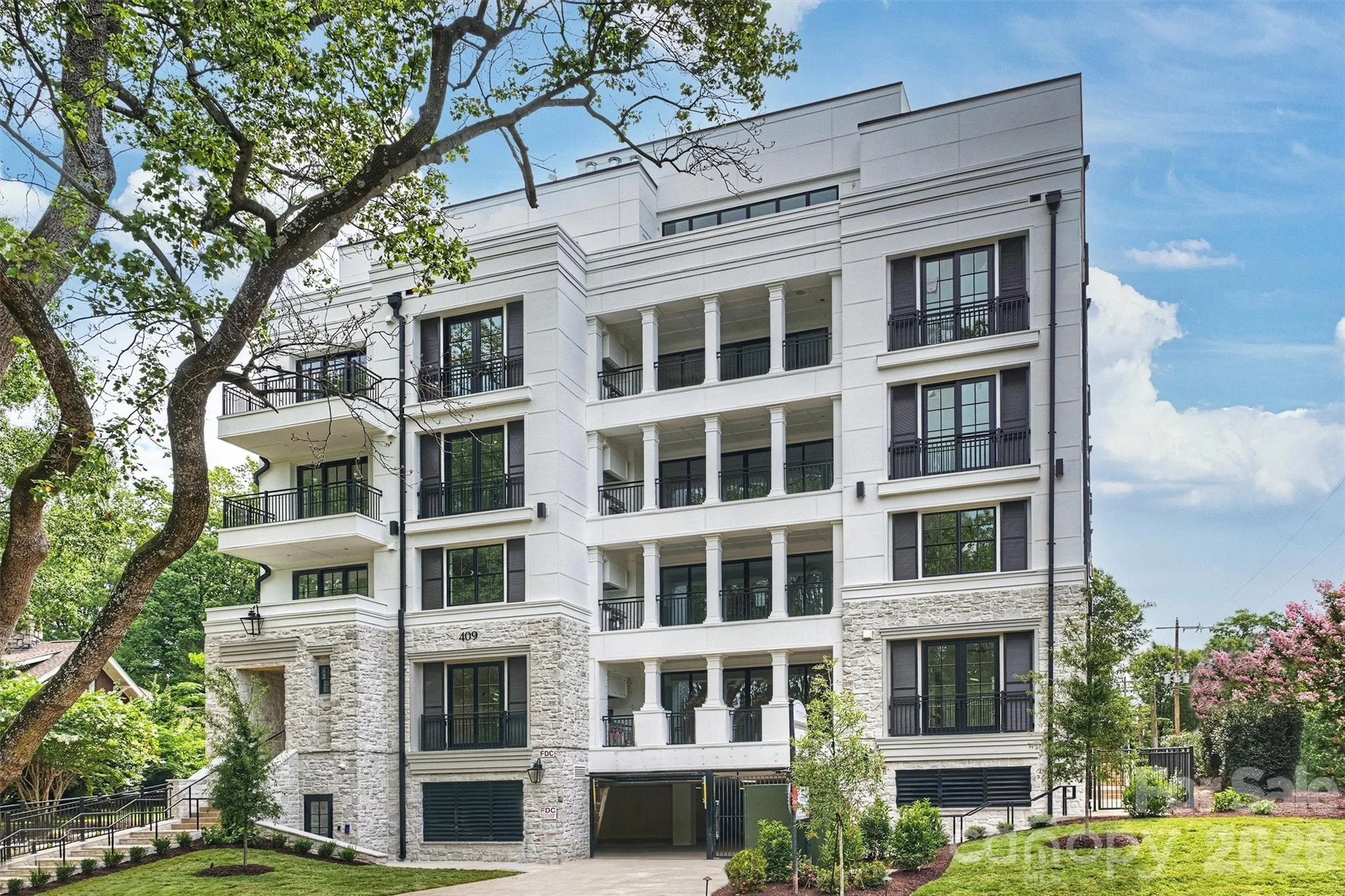 409 Queens Road Unit 204, Charlotte, NC, 28207
