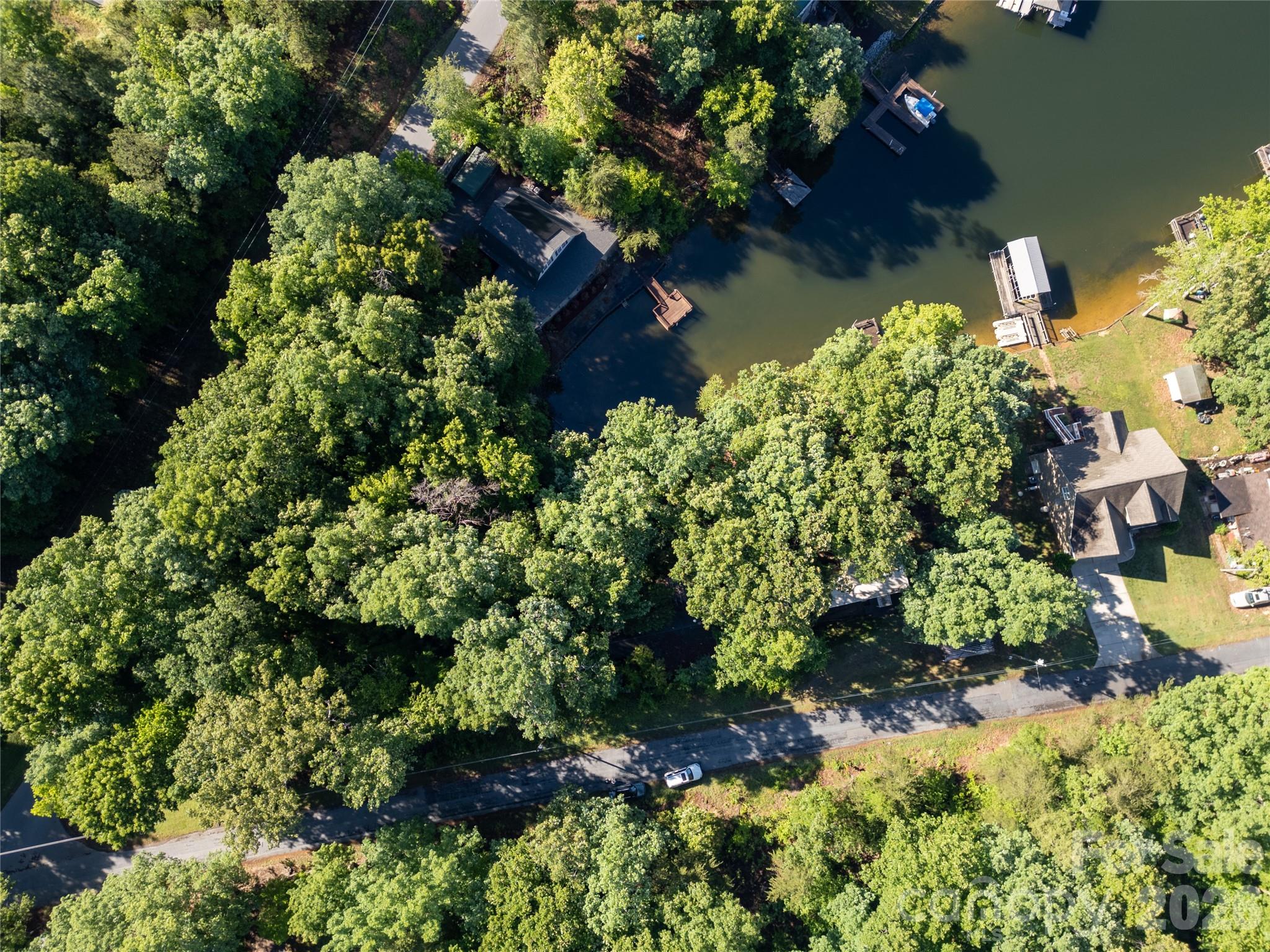 292 N Shoreline Drive