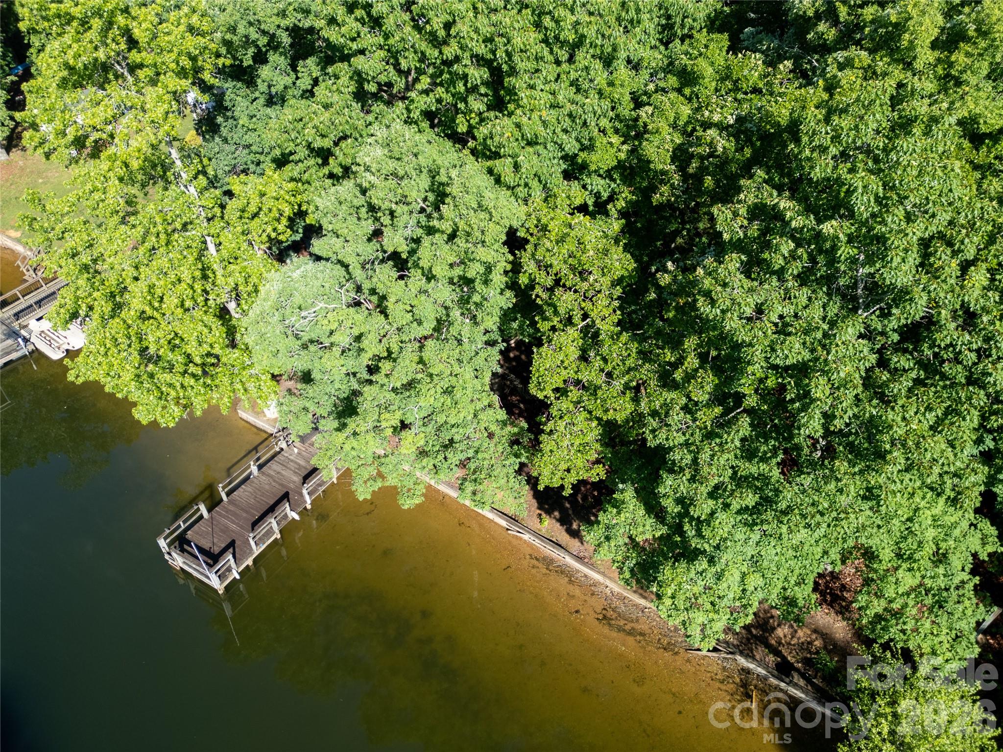 292 N Shoreline Drive