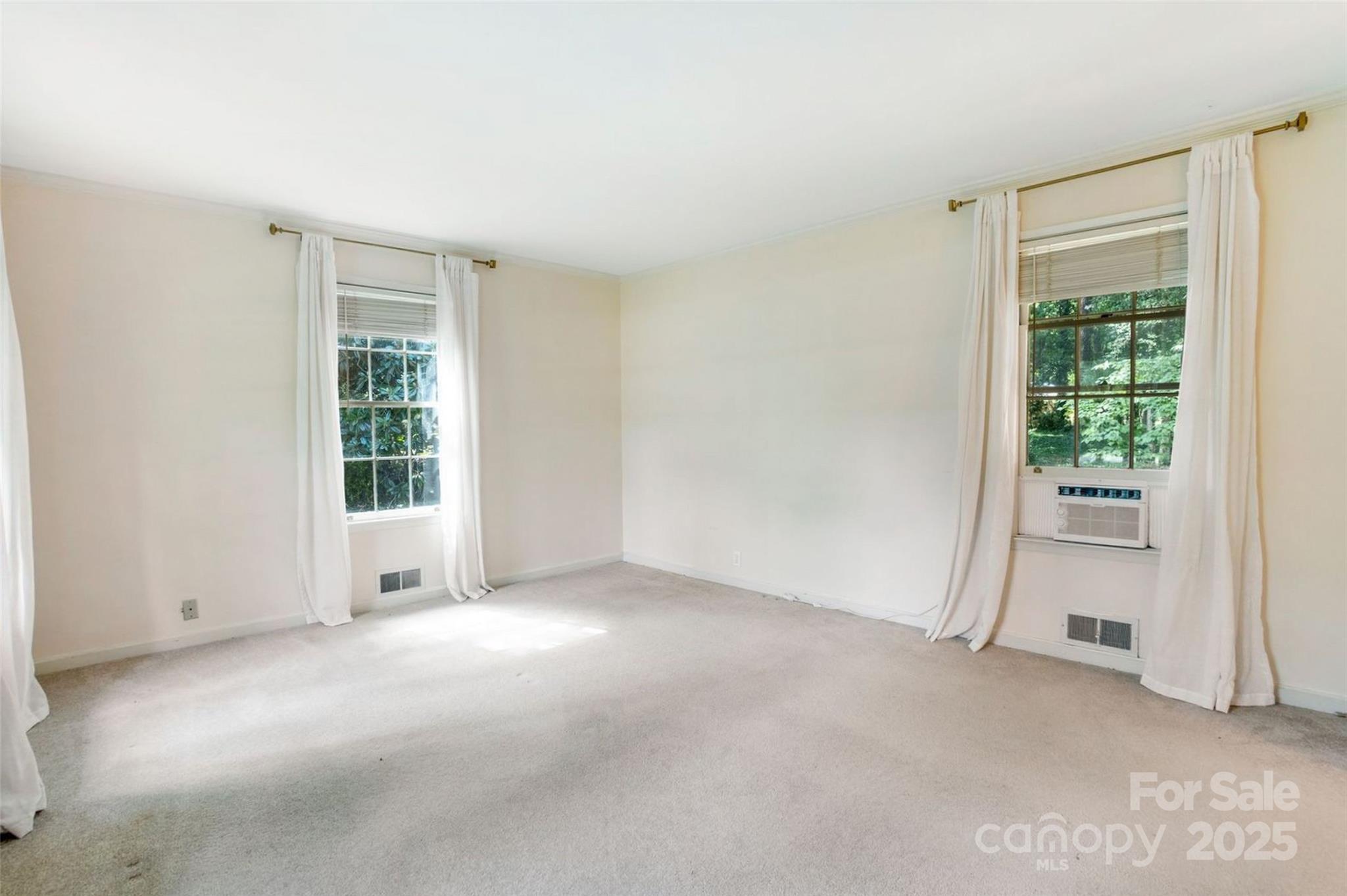 Forest Hills - Residential