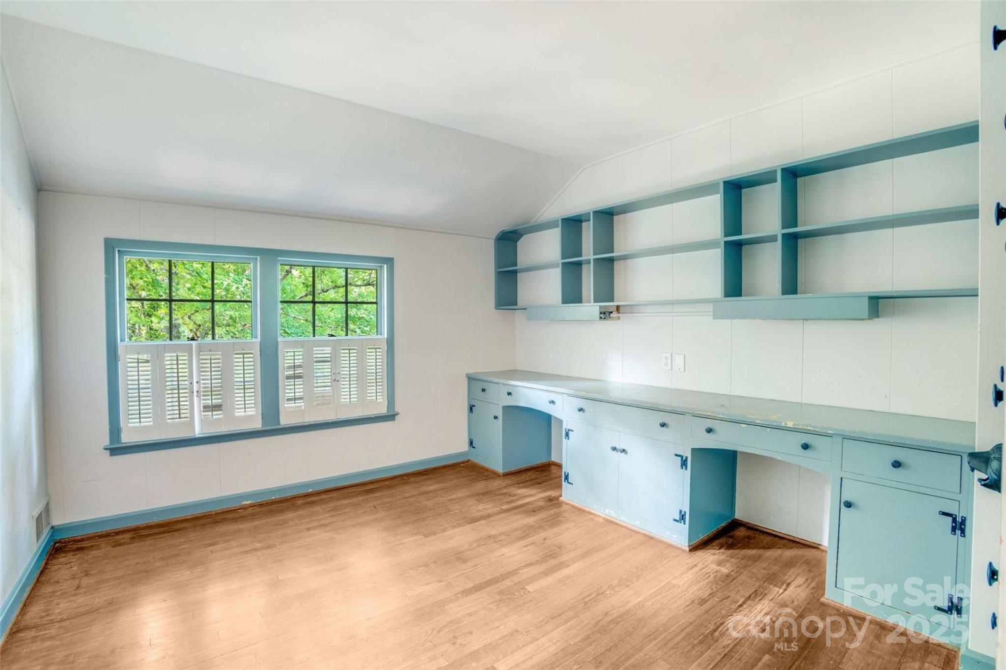 Forest Hills - Residential