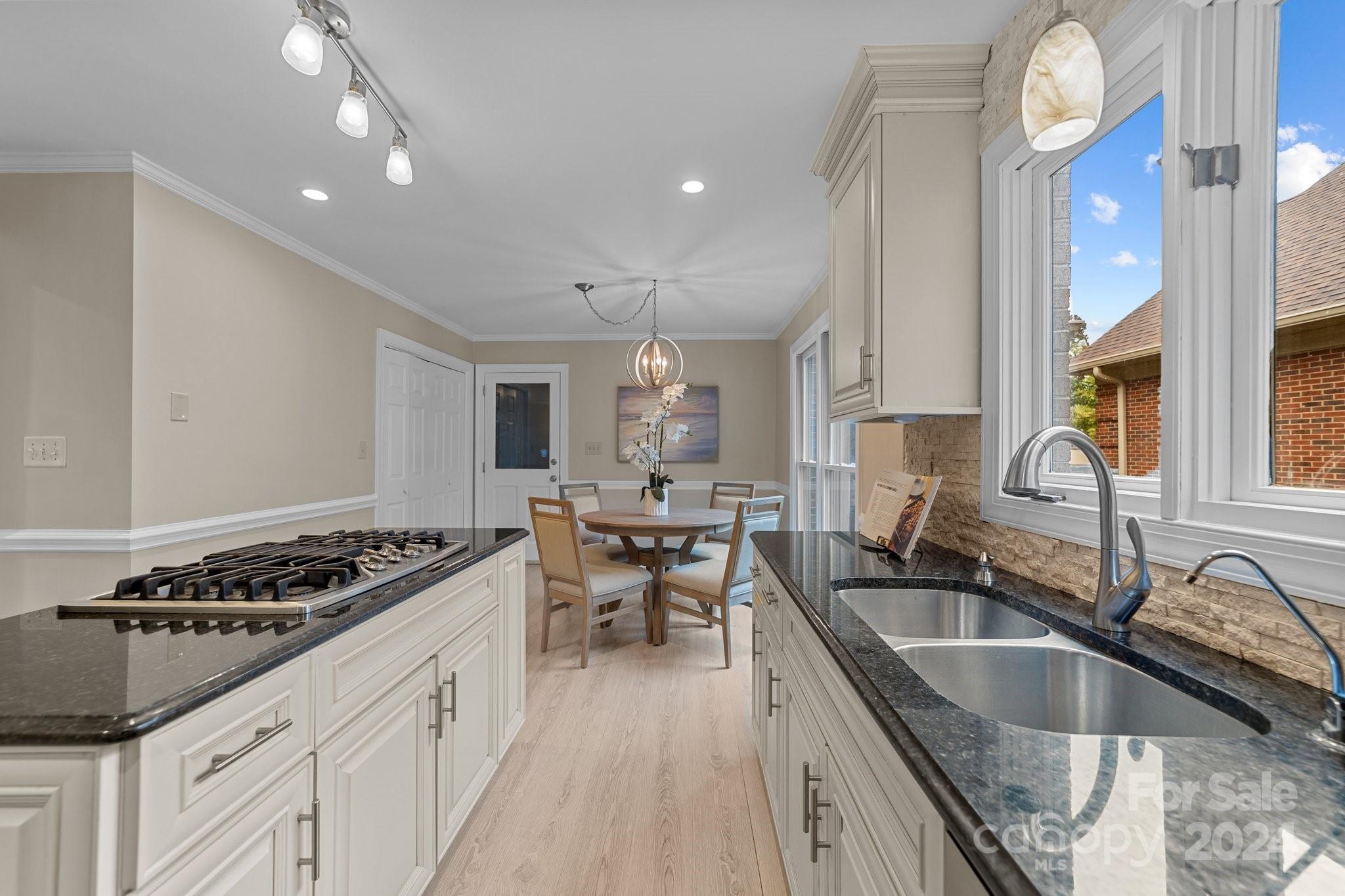 100 Norman Place - Residential