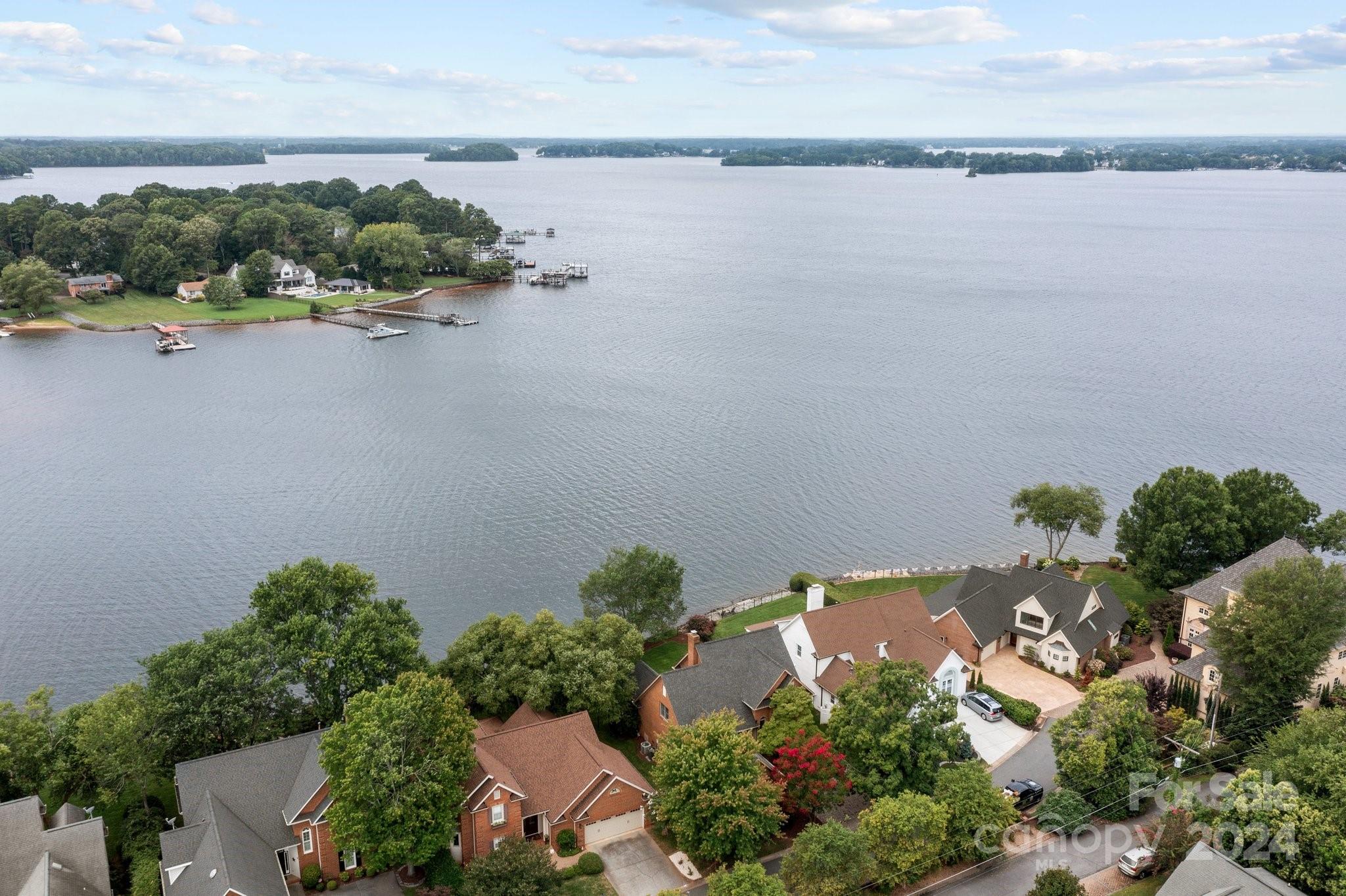 100 Norman Place - Residential