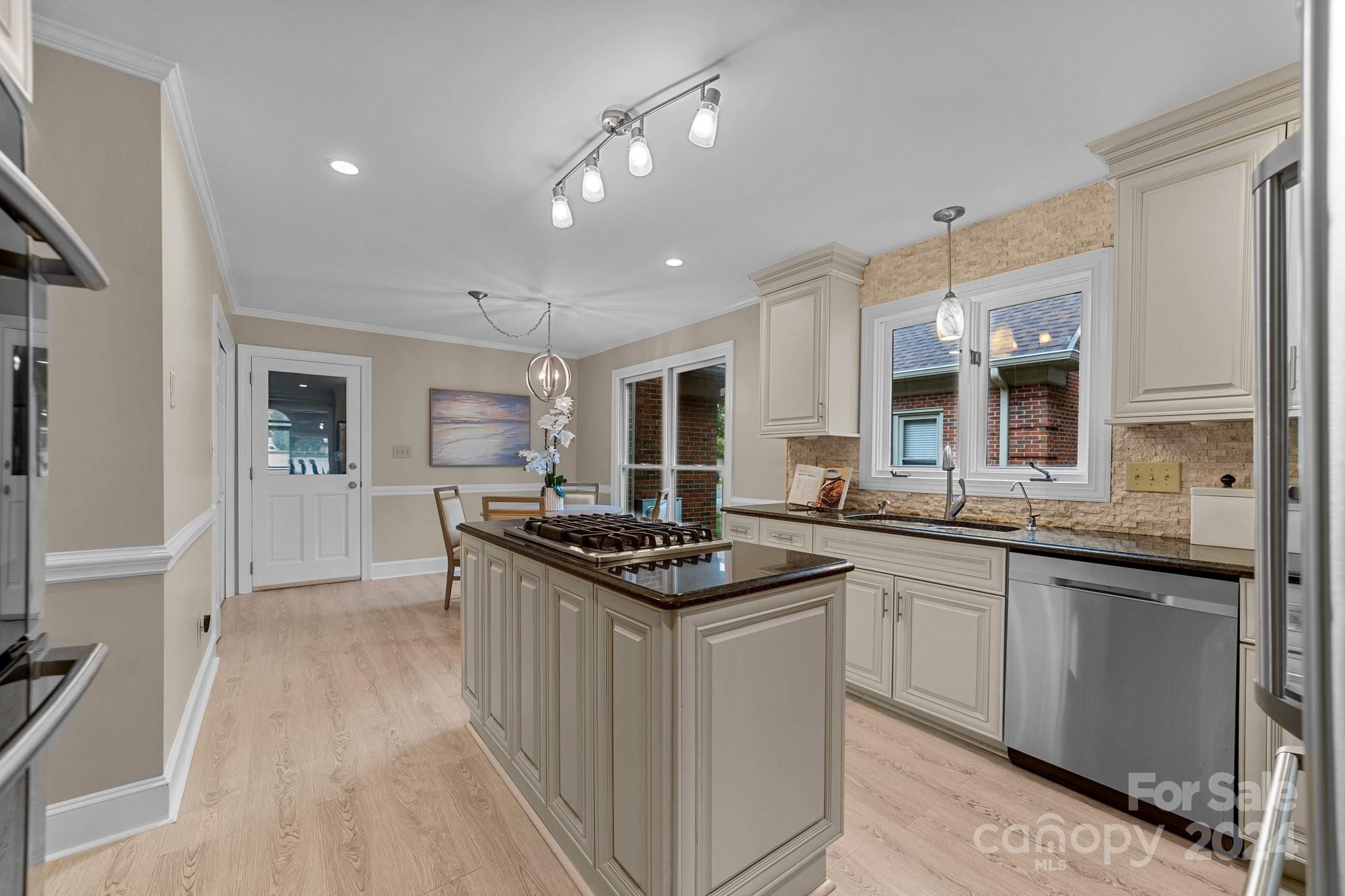 100 Norman Place - Residential