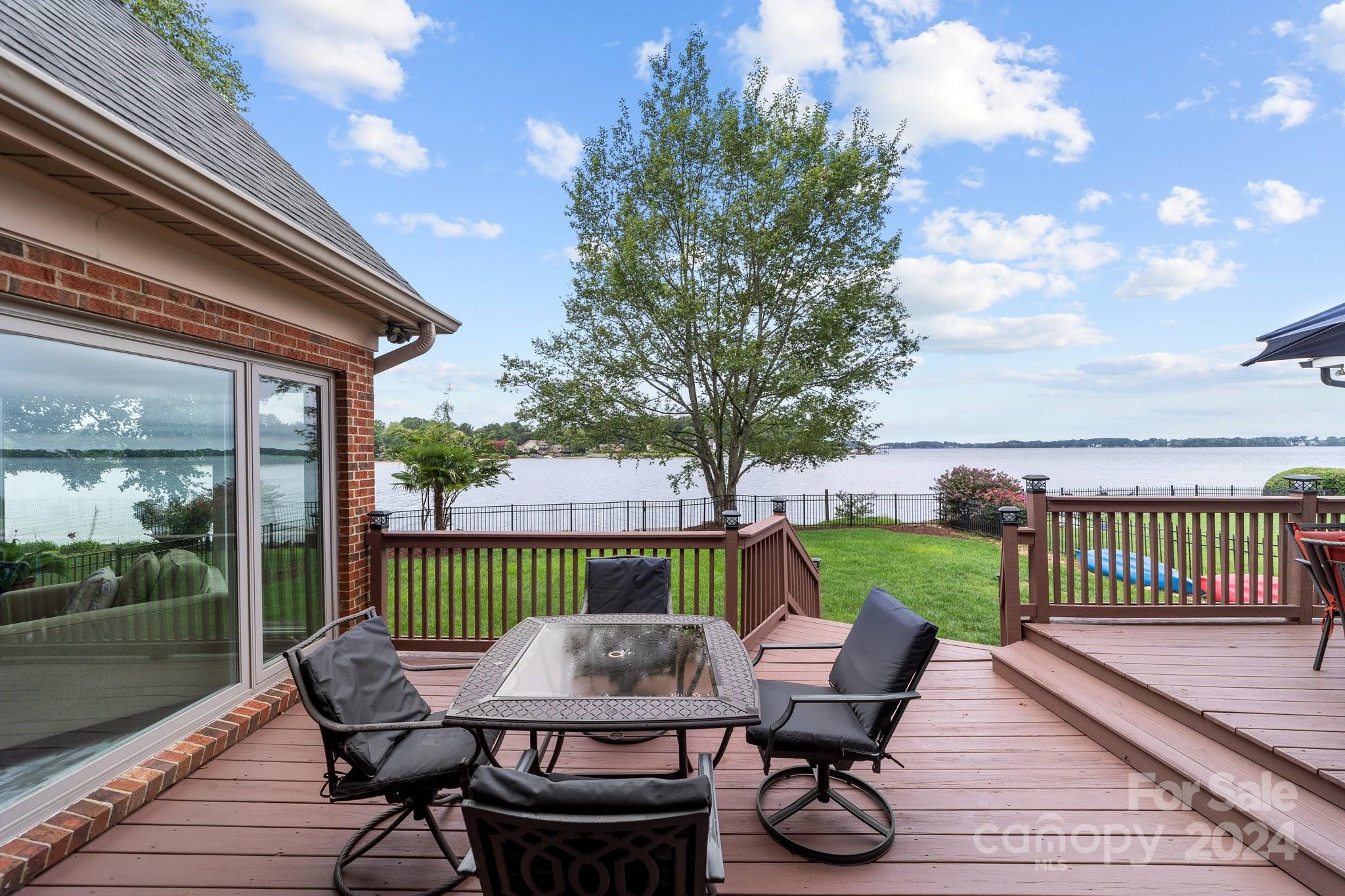 100 Norman Place - Residential