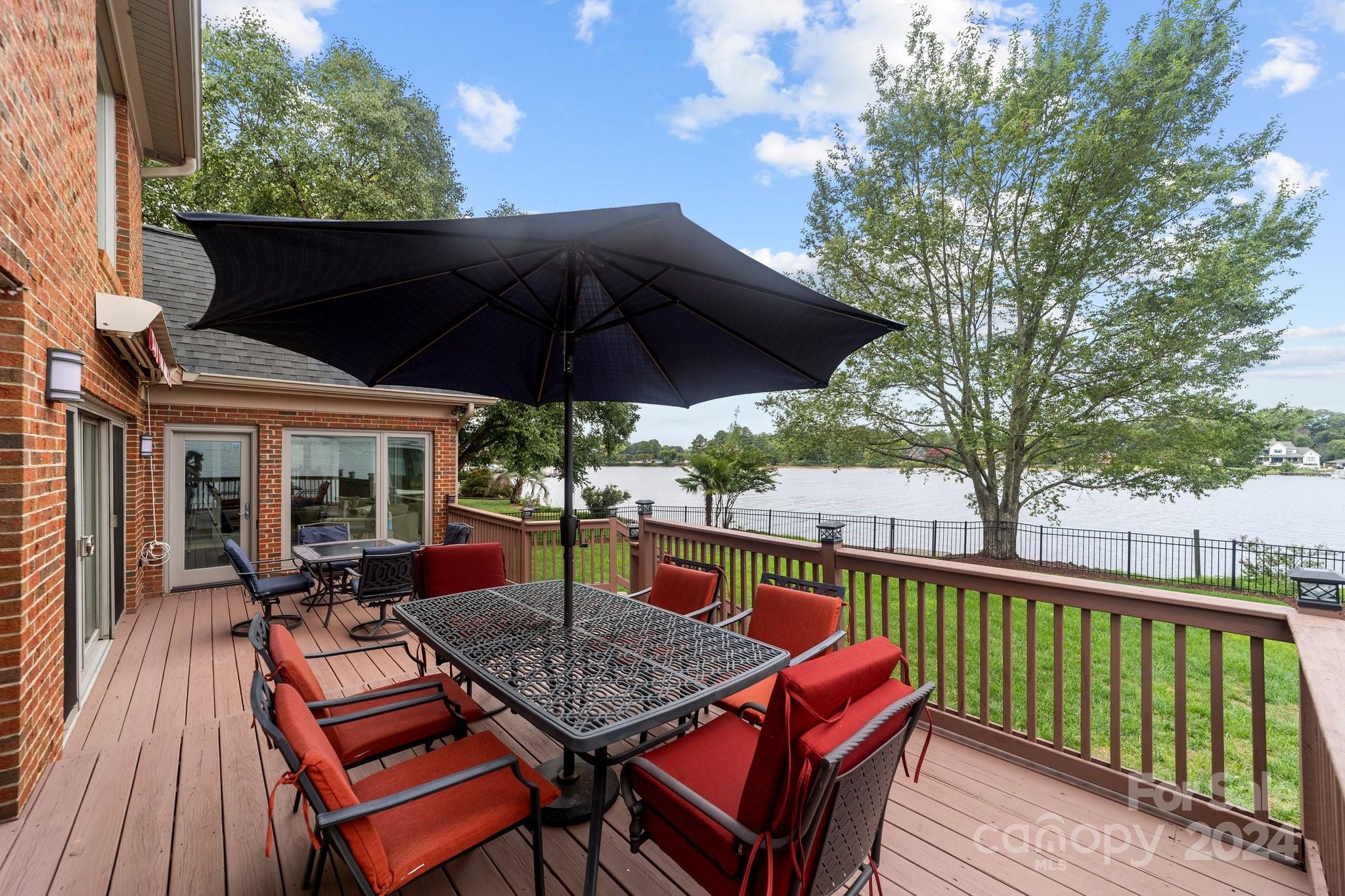 100 Norman Place - Residential