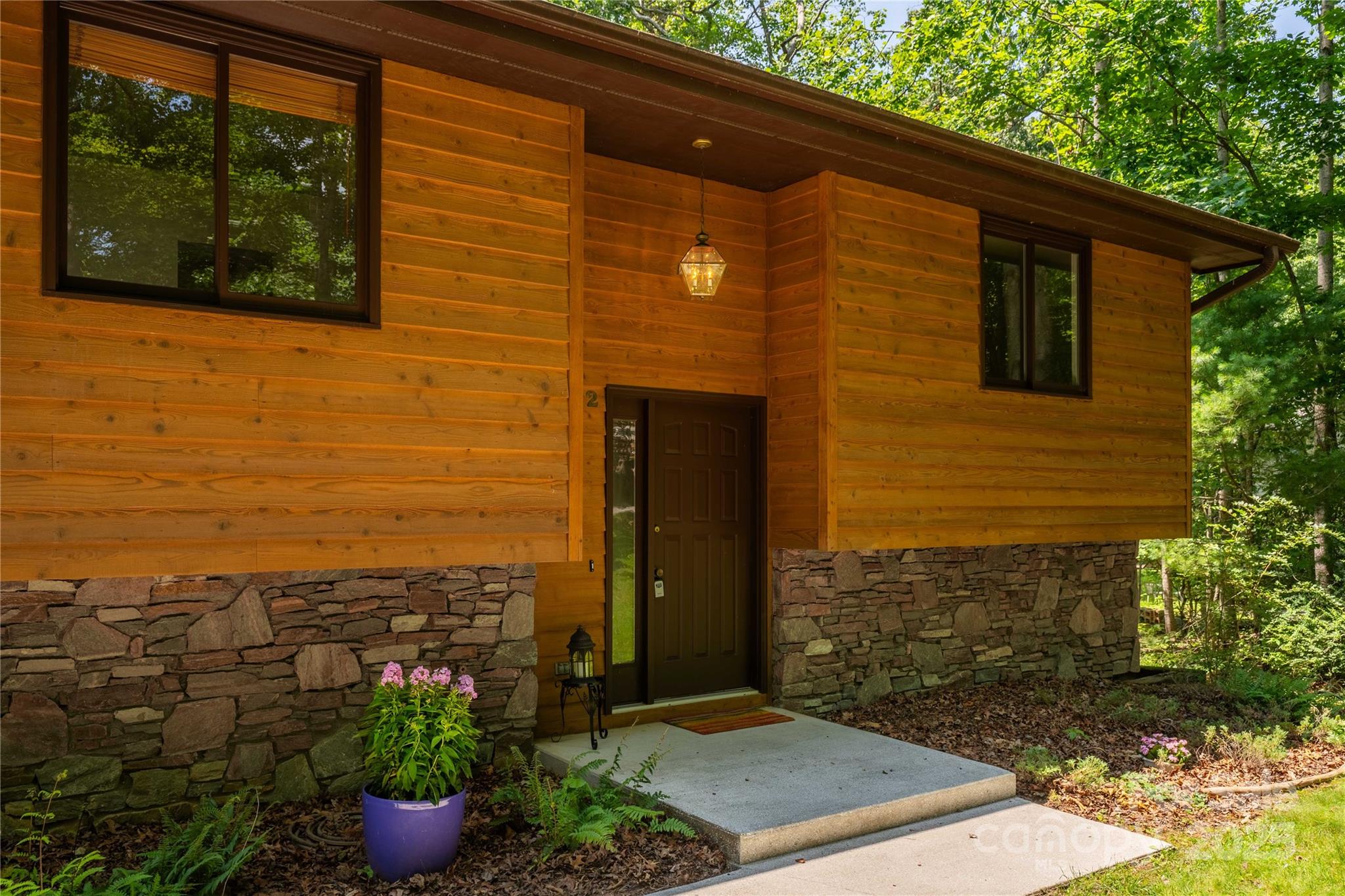 2 Oak Grove Road