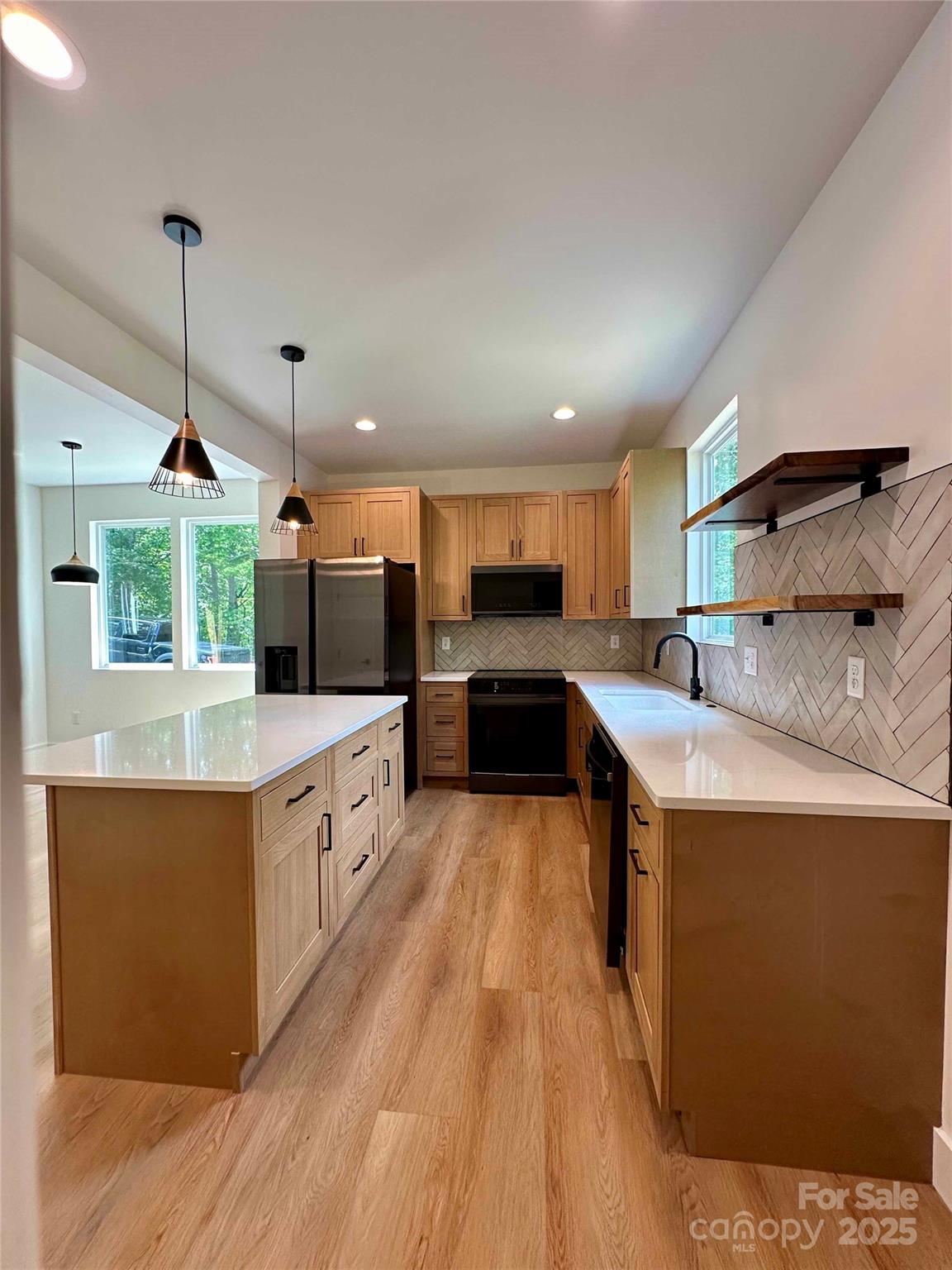 139 Blossom Ridge