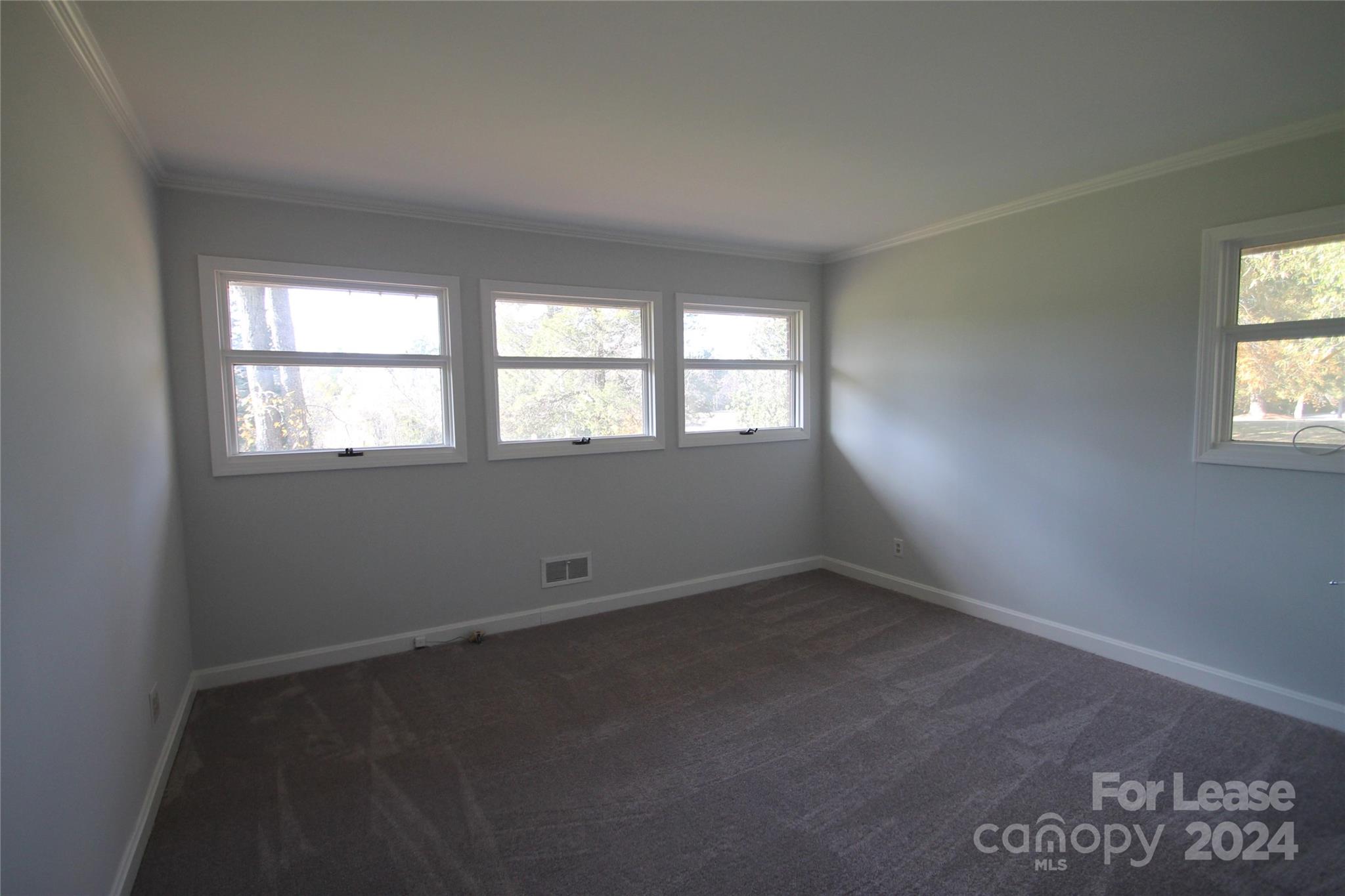 Country Club Estates - Residential Lease