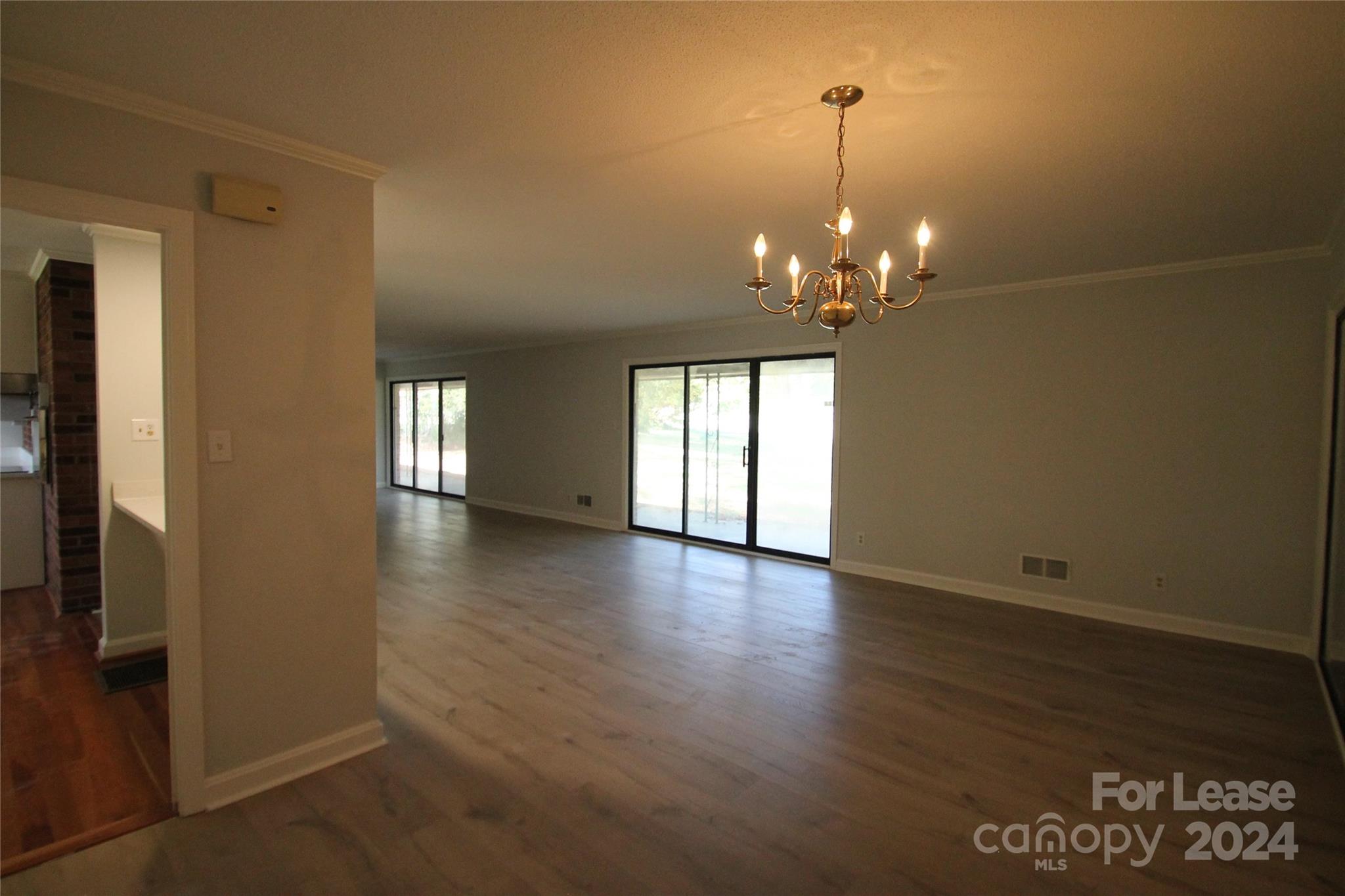 Country Club Estates - Residential Lease